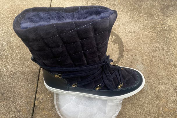 Fairfax and Favor Aspen ski boots