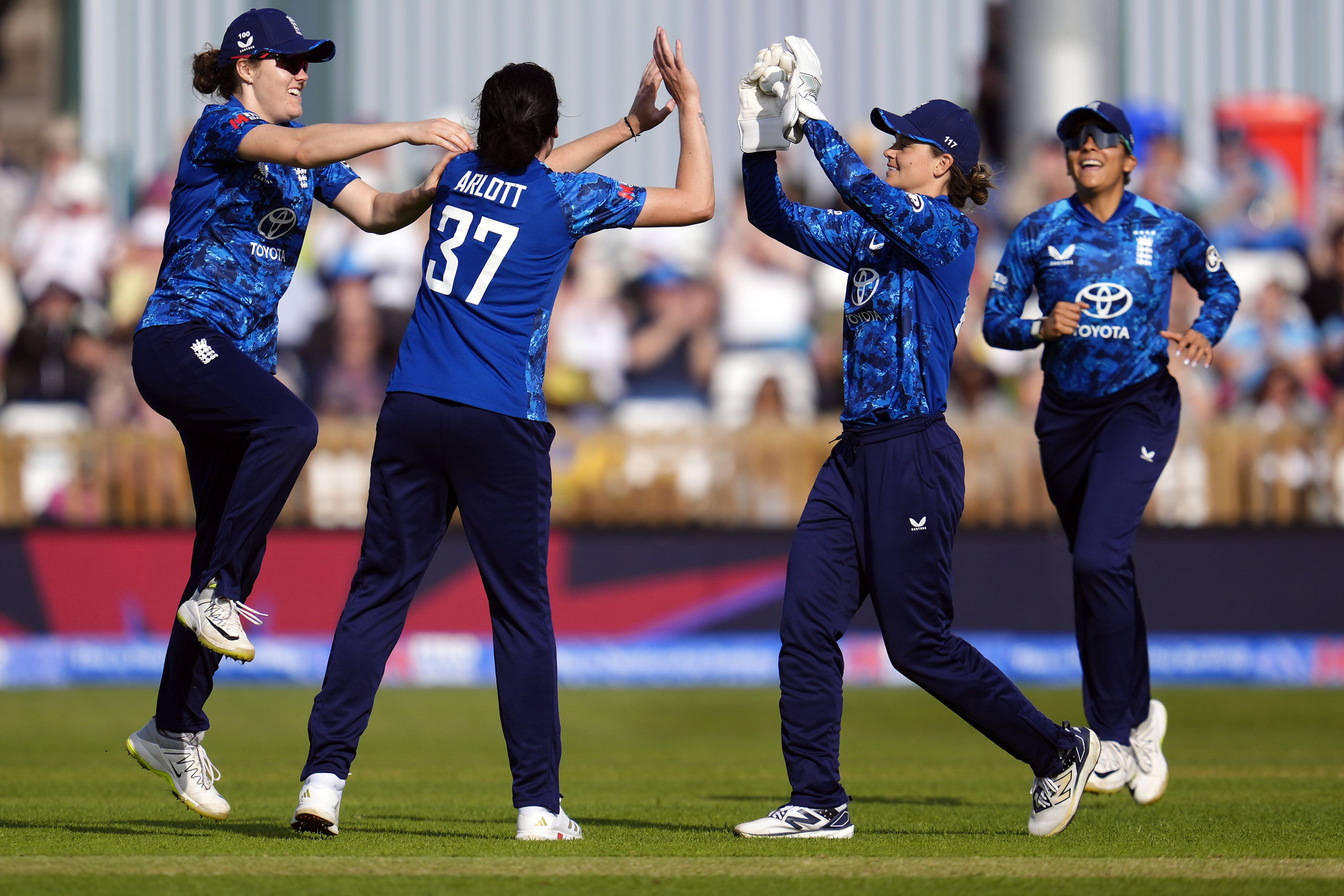 Nat Sciver-Brunt explains why being ‘outsiders’ might help England at Cricket World Cup