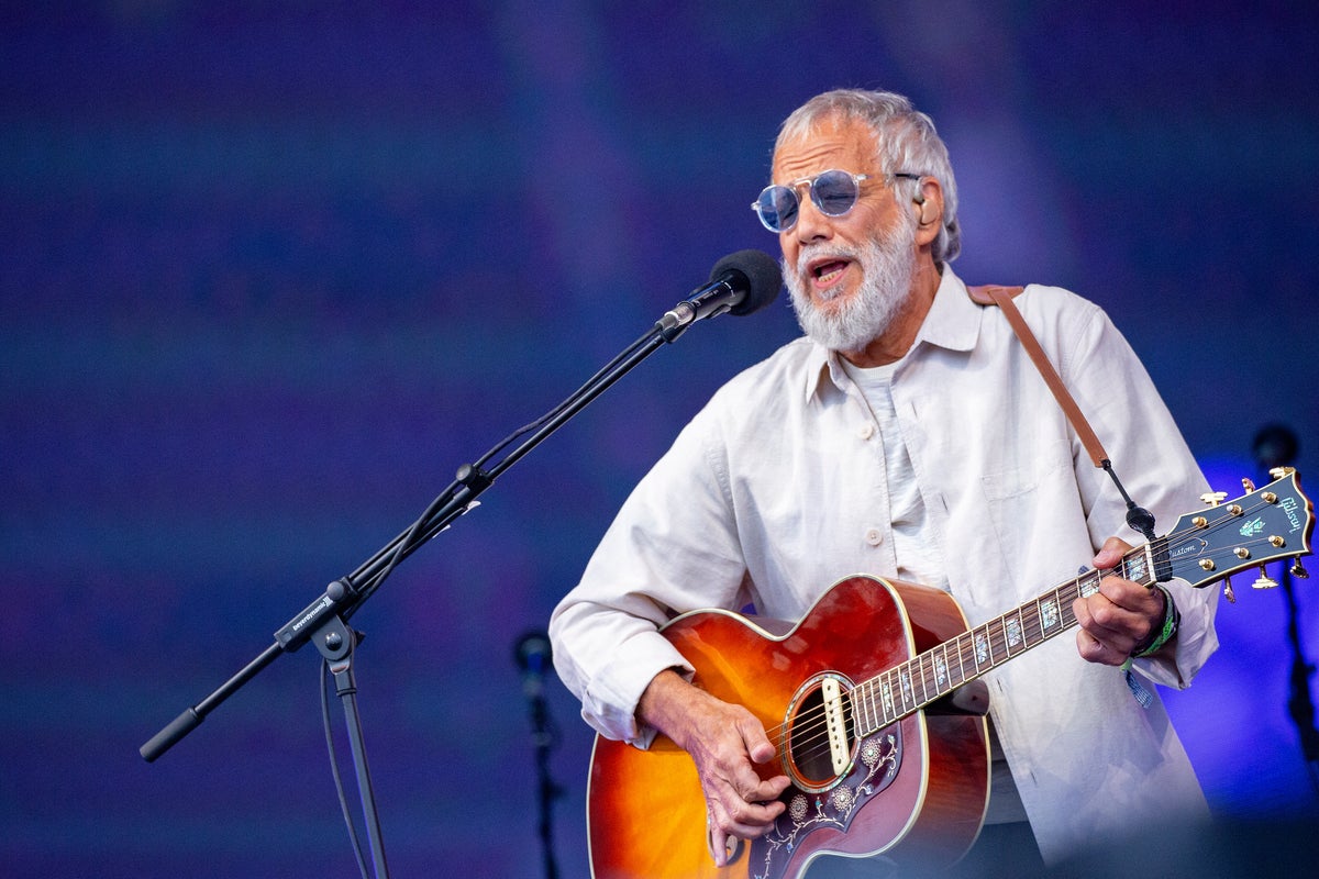 https://static.the-independent.com/2025/09/29/19/CAT_STEVENS-GIRA-VISA_27543.jpg?width=1200&height=800&crop=1200:800