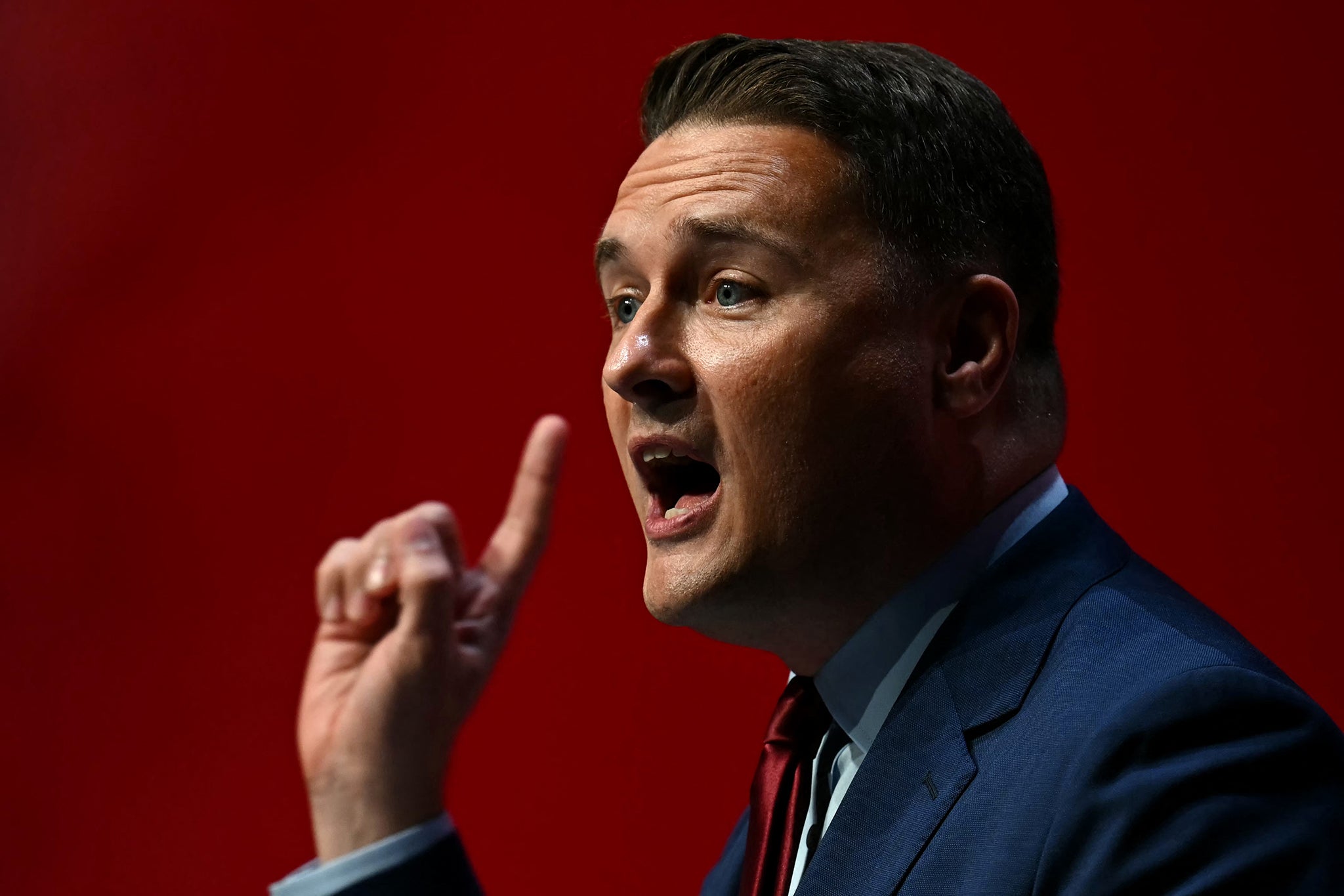 Wes Streeting accused PPE Medpro of trying to ‘exploit the pandemic for their own ends’