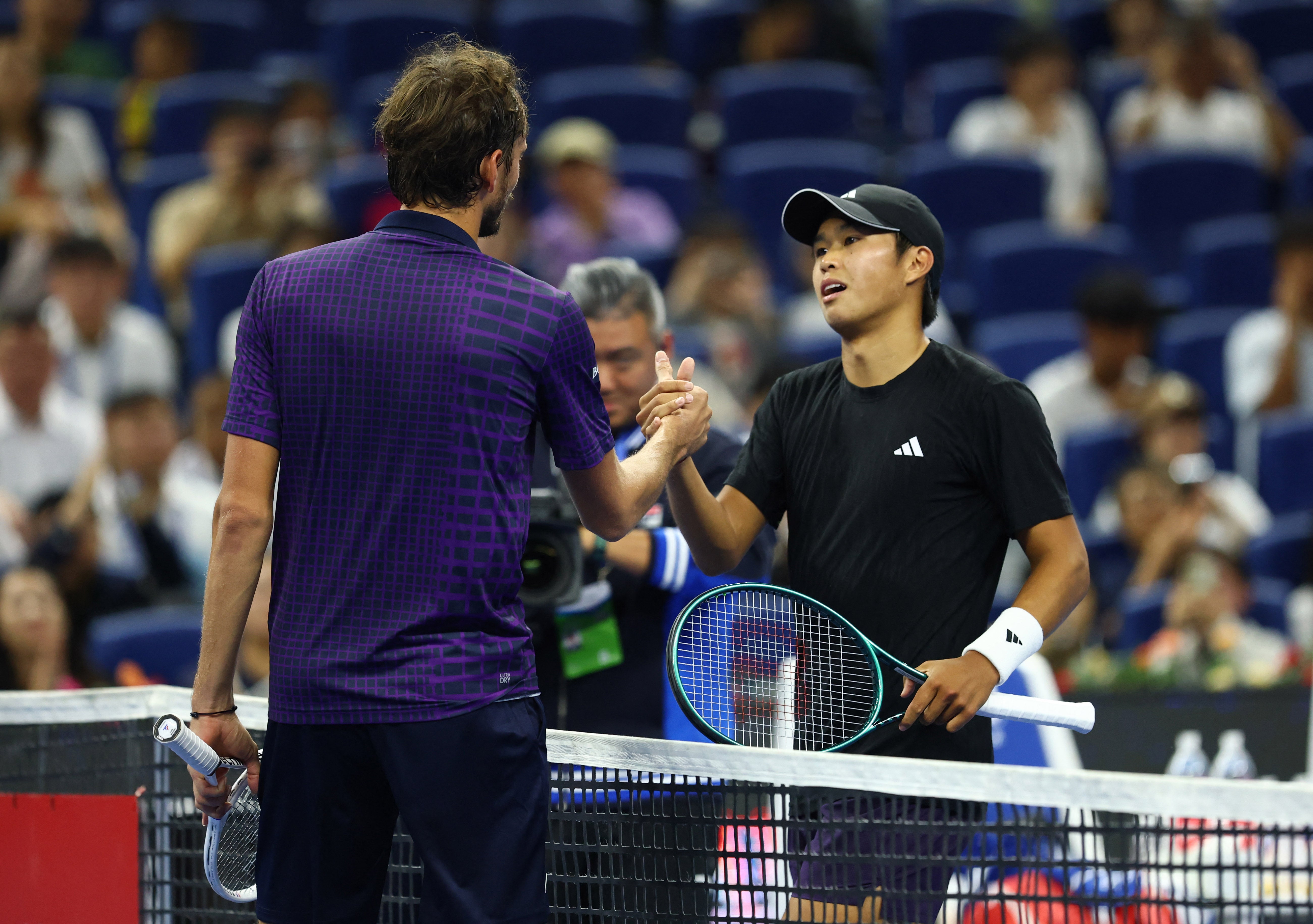 Medvedev eventually quit the match against Tien after his mobility was limited