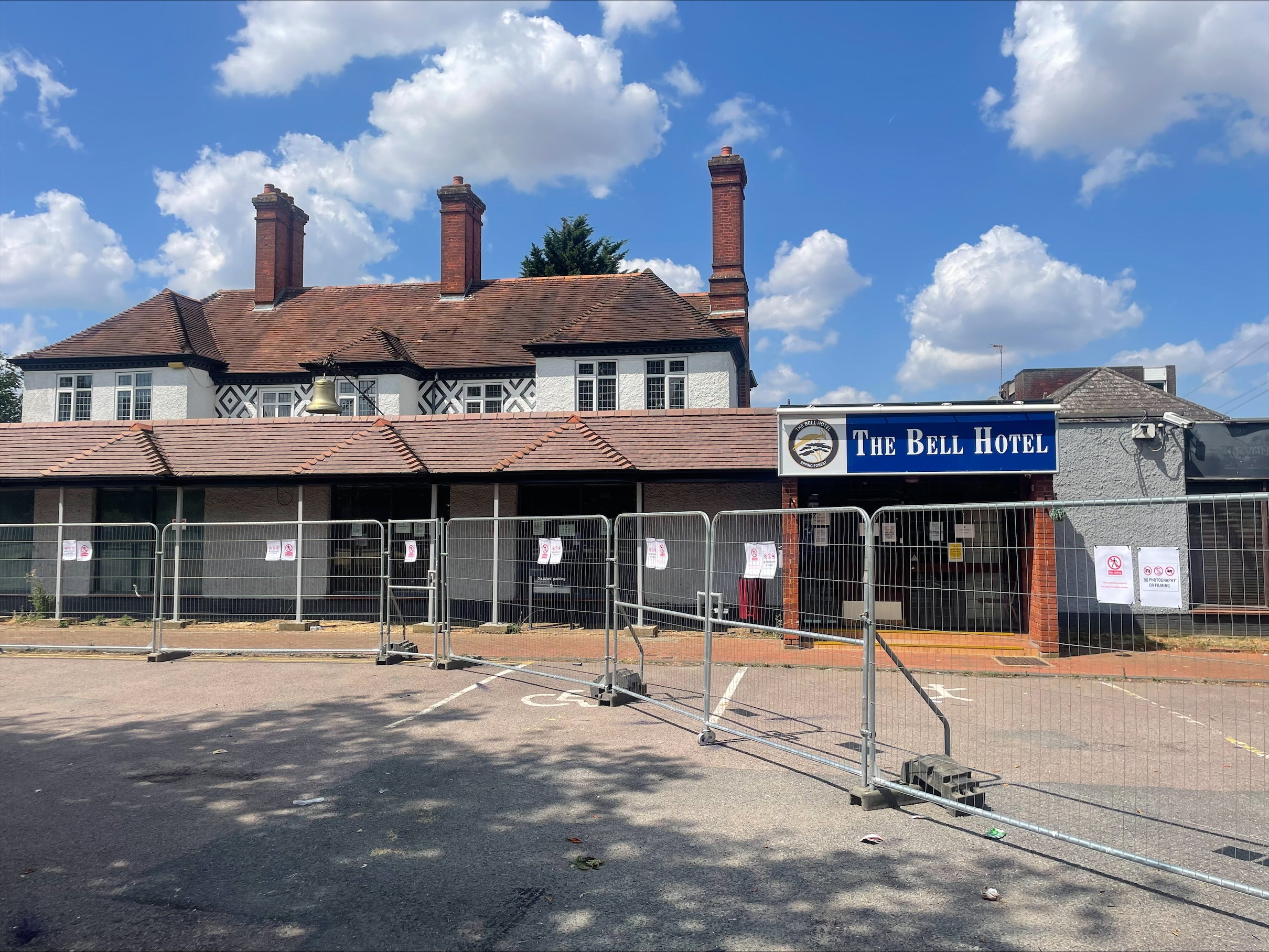 Sharwarq was a resident of the Bell Hotel in Epping