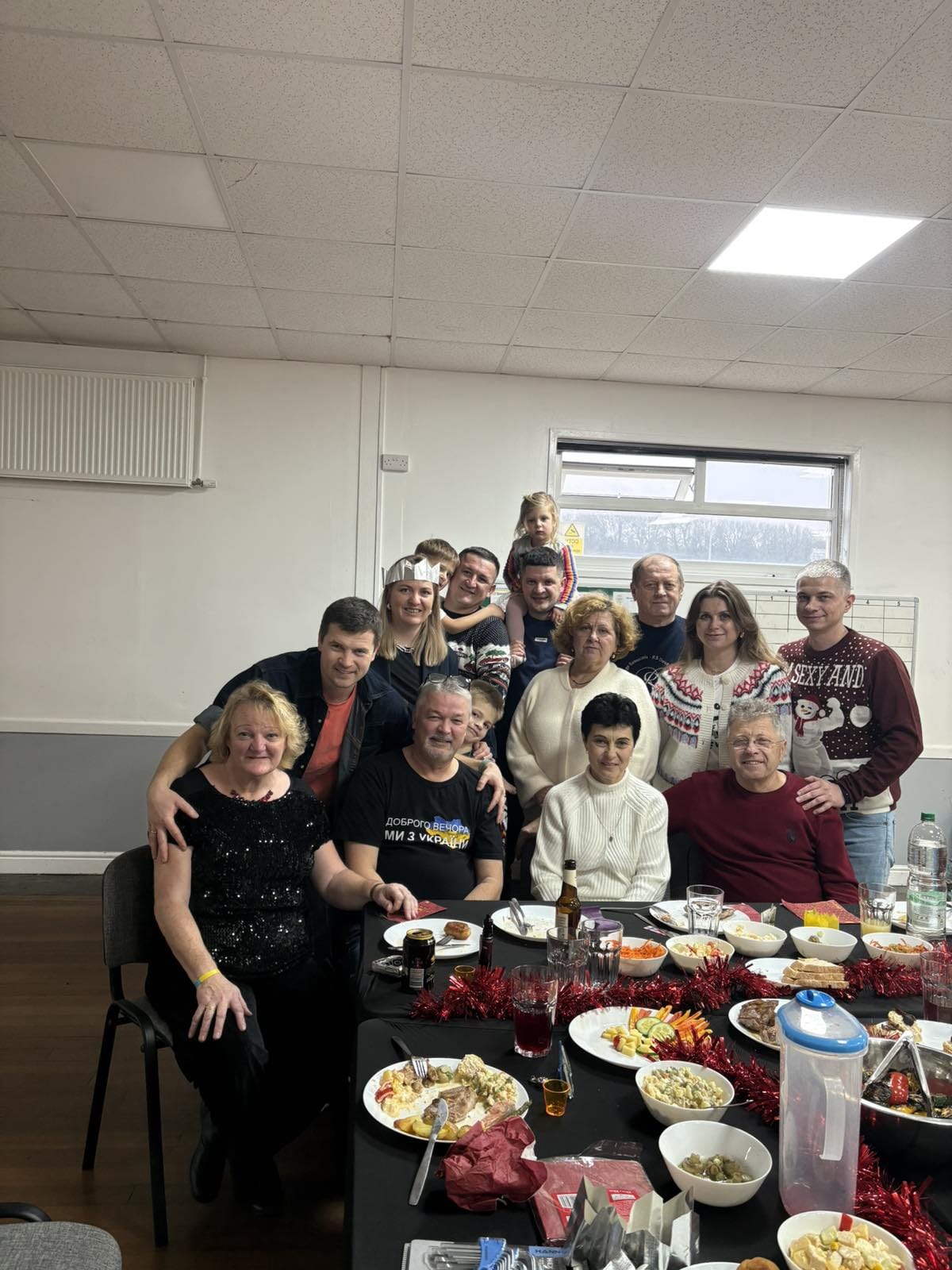 Juliet Grover (far left) has hosted a number of Ukrainian refugees since the war started in 2022