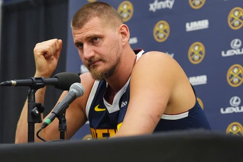 <p>Nikola Jokic could be set for an extended spell on the sidelines</p>