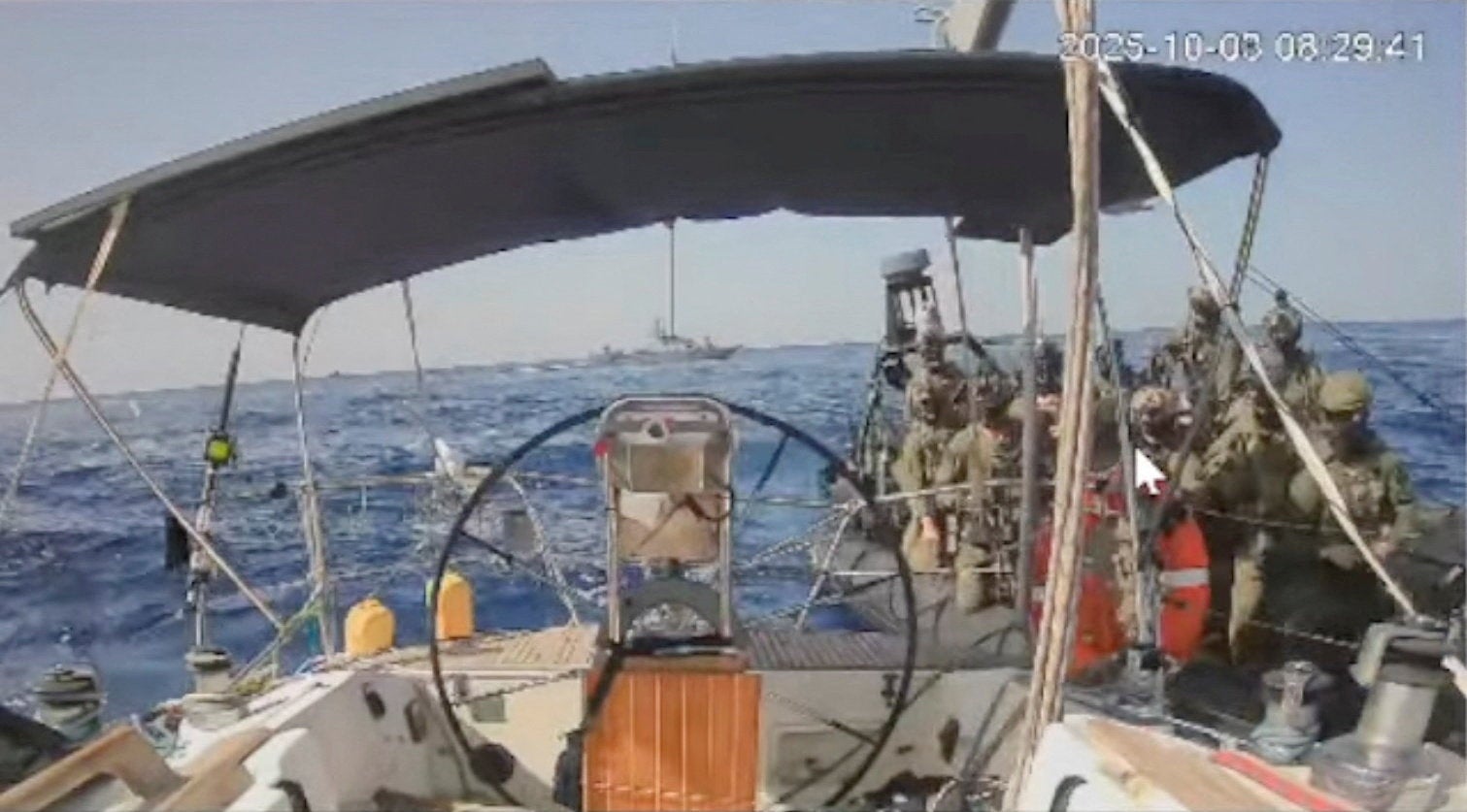 Israeli navy forces seen approaching the Global Sumud Flotilla this week