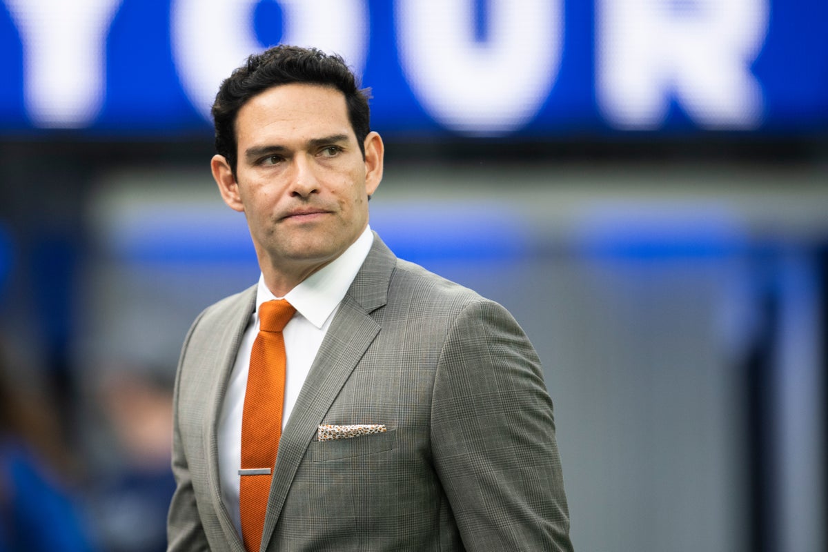 https://static.the-independent.com/2025/10/04/20/Mark_Sanchez-Stabbed_83242.jpg?width=1200&height=800&crop=1200:800