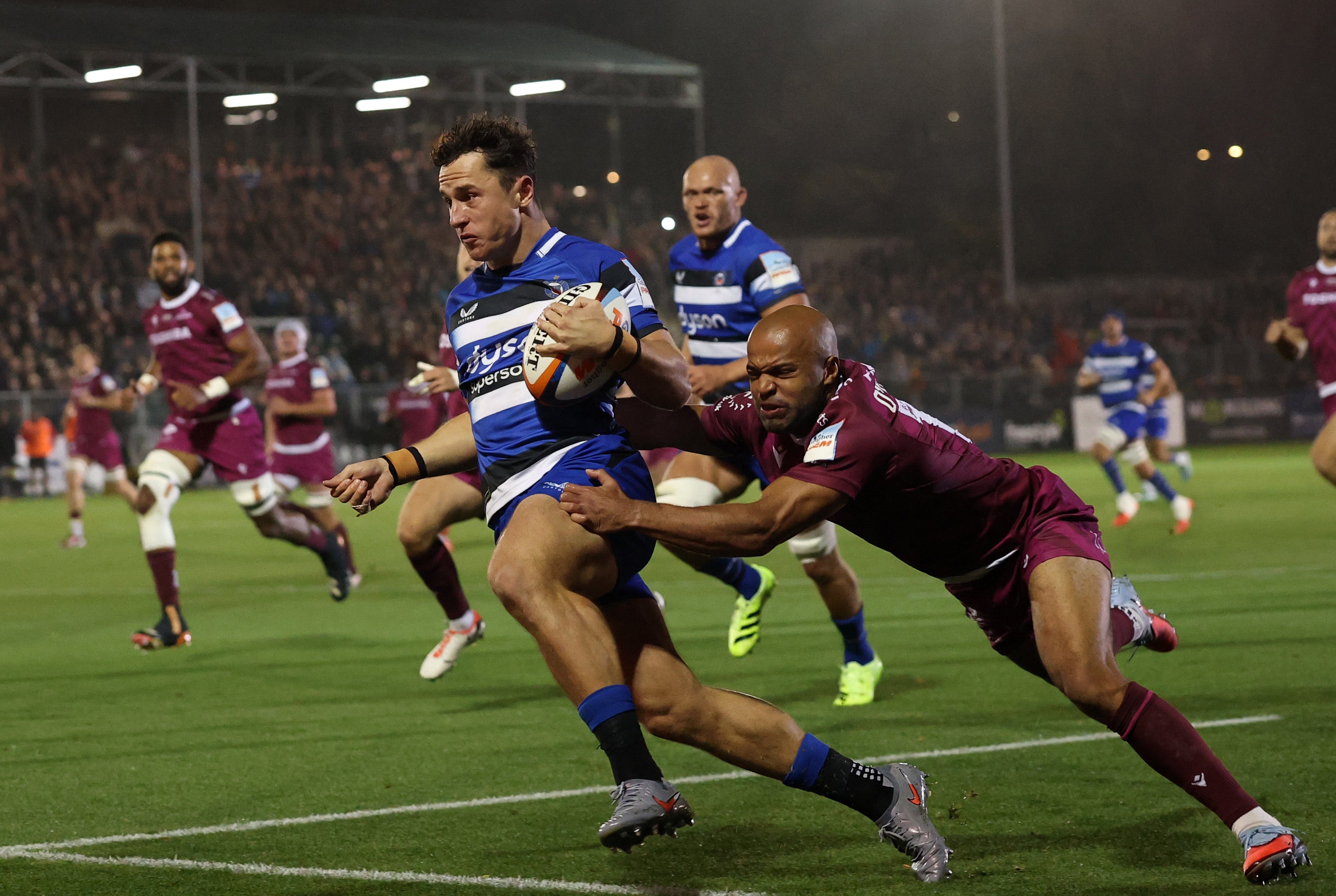 Henry Arundell pokračoval ve své silné podobě včasné sezóny s dalším pokusem