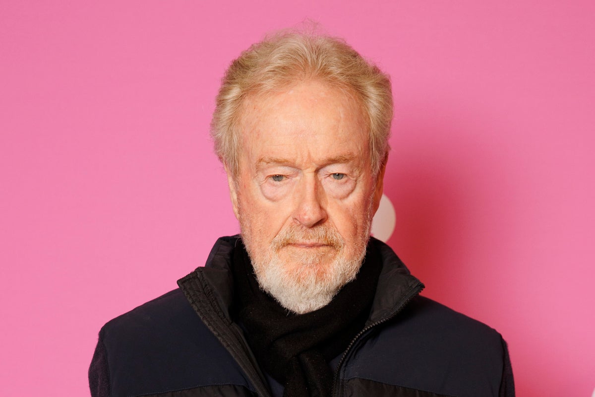 Filmmaker Ridley Scott shares how he's combating Hollywood mediocrity'