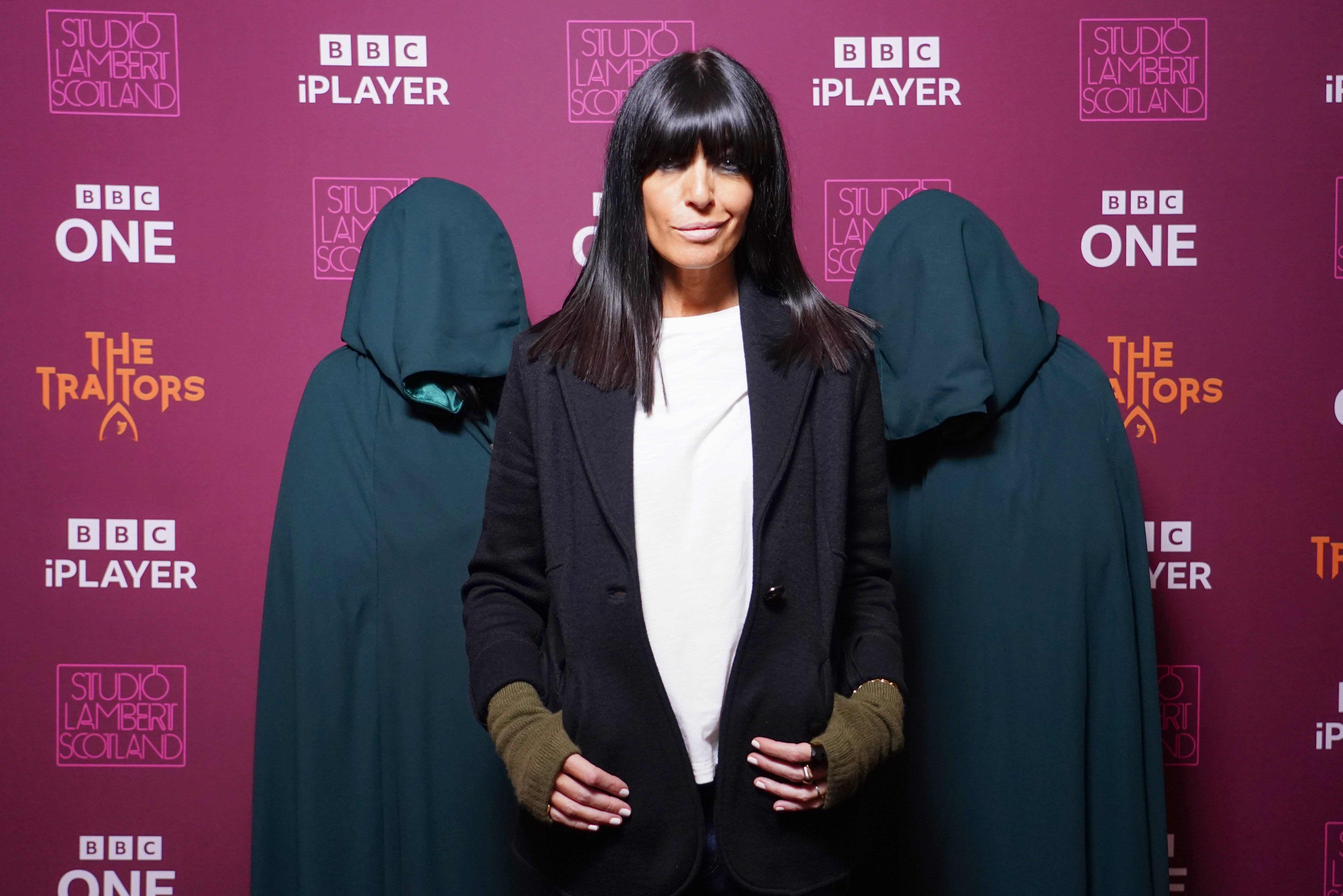Claudia Winkleman se vrací jako hostitel zrádců celebrit