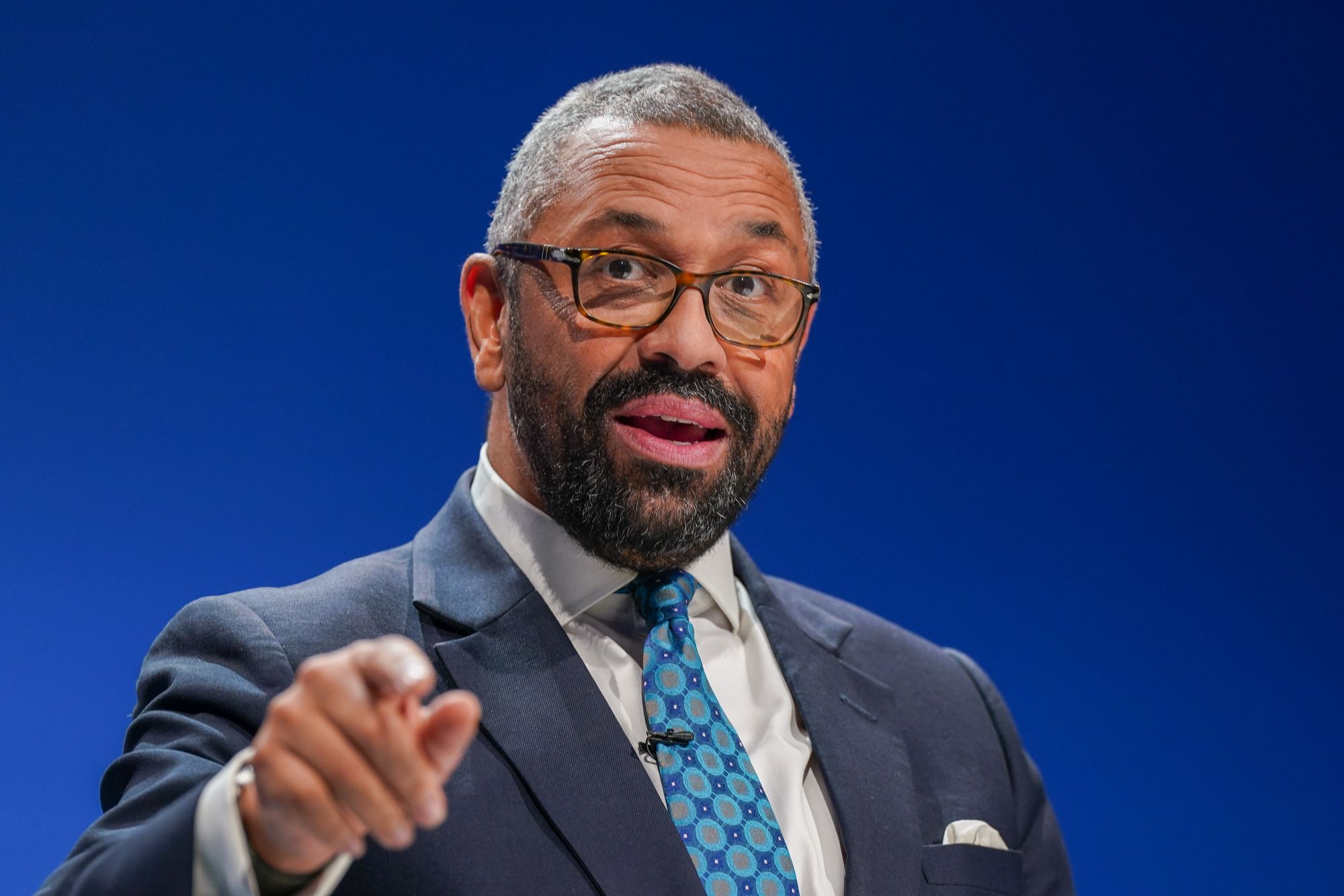 Tory MP James Cleverly says Starmer’s government sought to ‘silence the warnings’ about the Chinese embassy plans