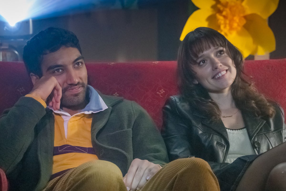 Film Club Review: Aimee Lou Wood Romcom – Sweet But Not Funny Film Club Review: Aimee Lou Wood Romcom – Sweet But Not Funny