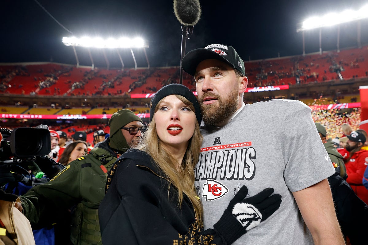 https://static.the-independent.com/2025/10/07/12/46/Taylor-Swift-and-Travis-Kelce.jpeg?trim=31,0,32,0&width=1200&height=800&crop=1200:800