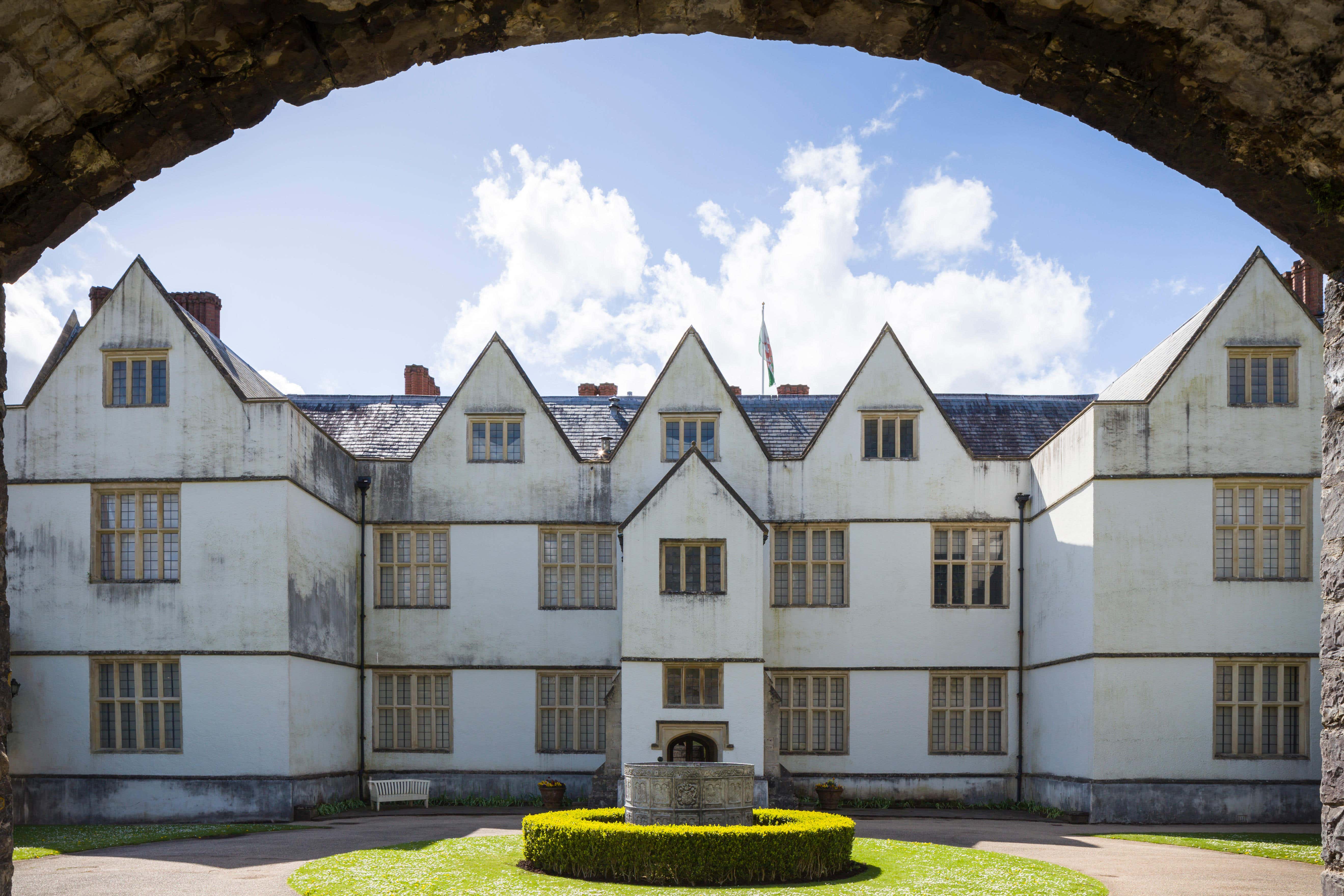 Items including Bronze Age gold jewellery were stolen (Alamy/PA)
