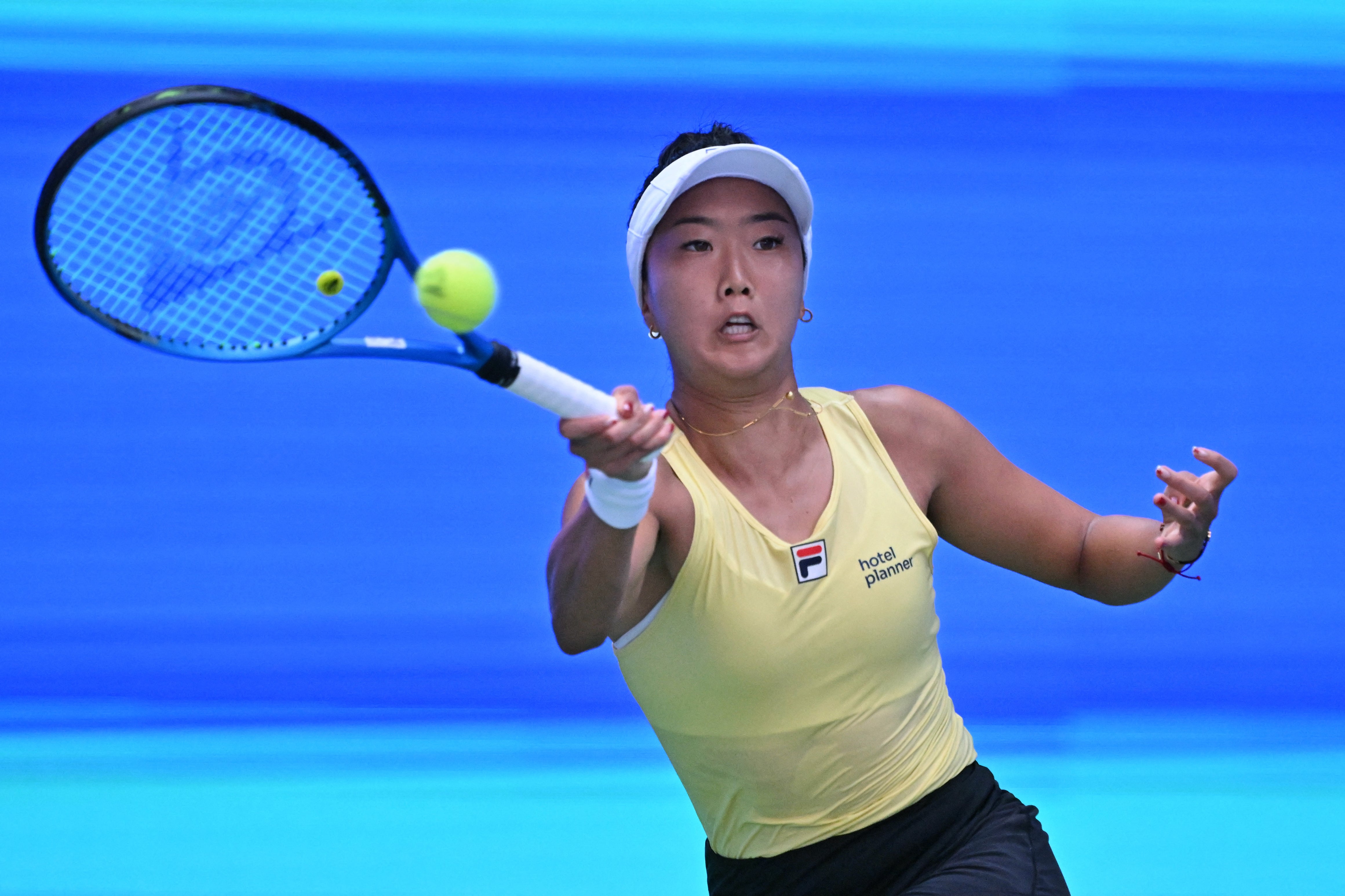 Li was dominating the first-round clash at the Wuhan Open