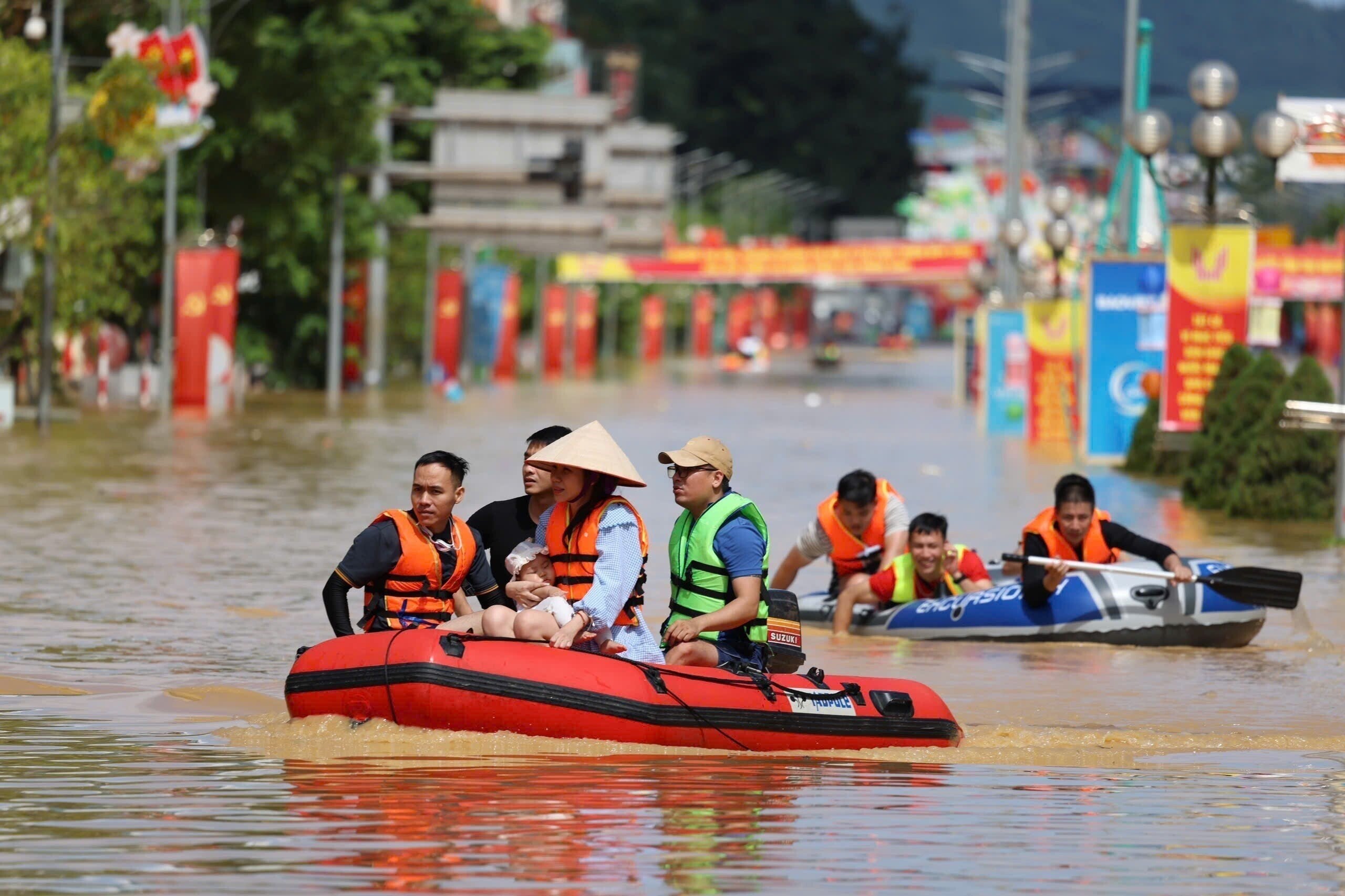 Vietnam Extreme Weather Asia Storm
