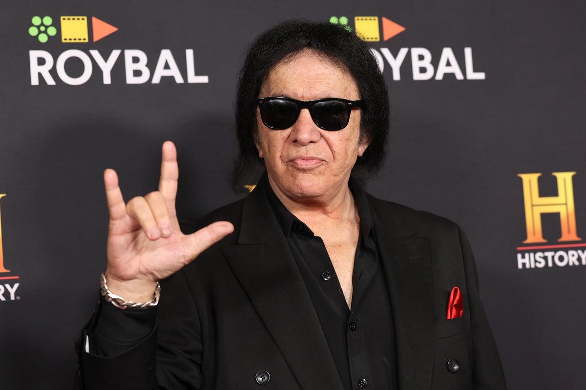 https://static.the-independent.com/2025/10/08/20/55/Gene-Simmons.jpeg?trim=191,0,191,0&width=1200&height=800&crop=1200:800