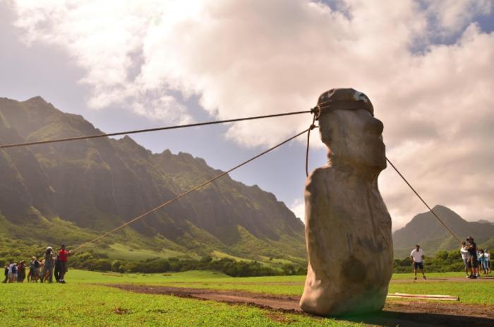 Experiments confirm that the ancient people of Rapa Nui 'walked' the iconic moai statues