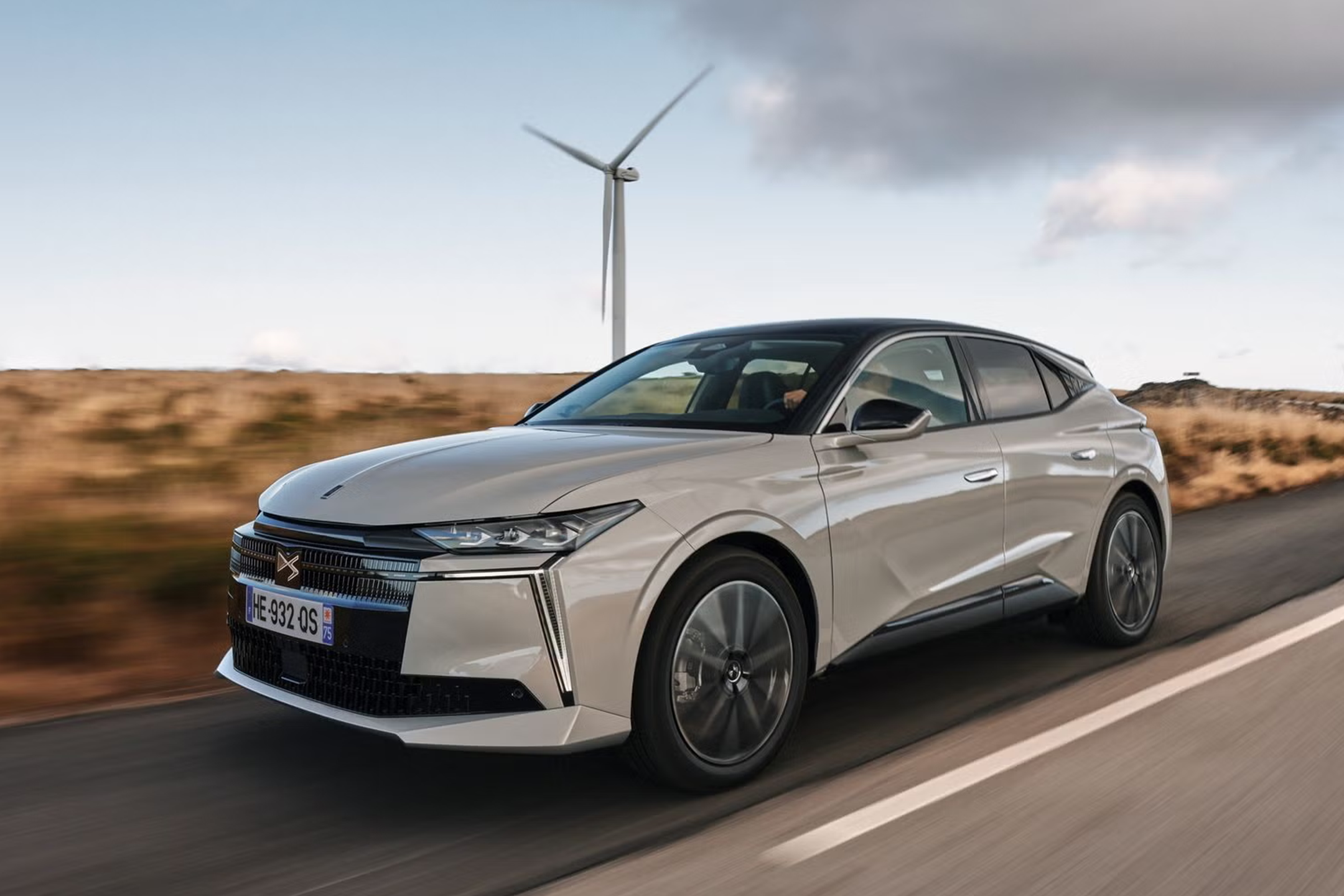 The DS No.4 is a heavily upgraded version of the DS 4 set to rival premium brands like BMW and Mercedes