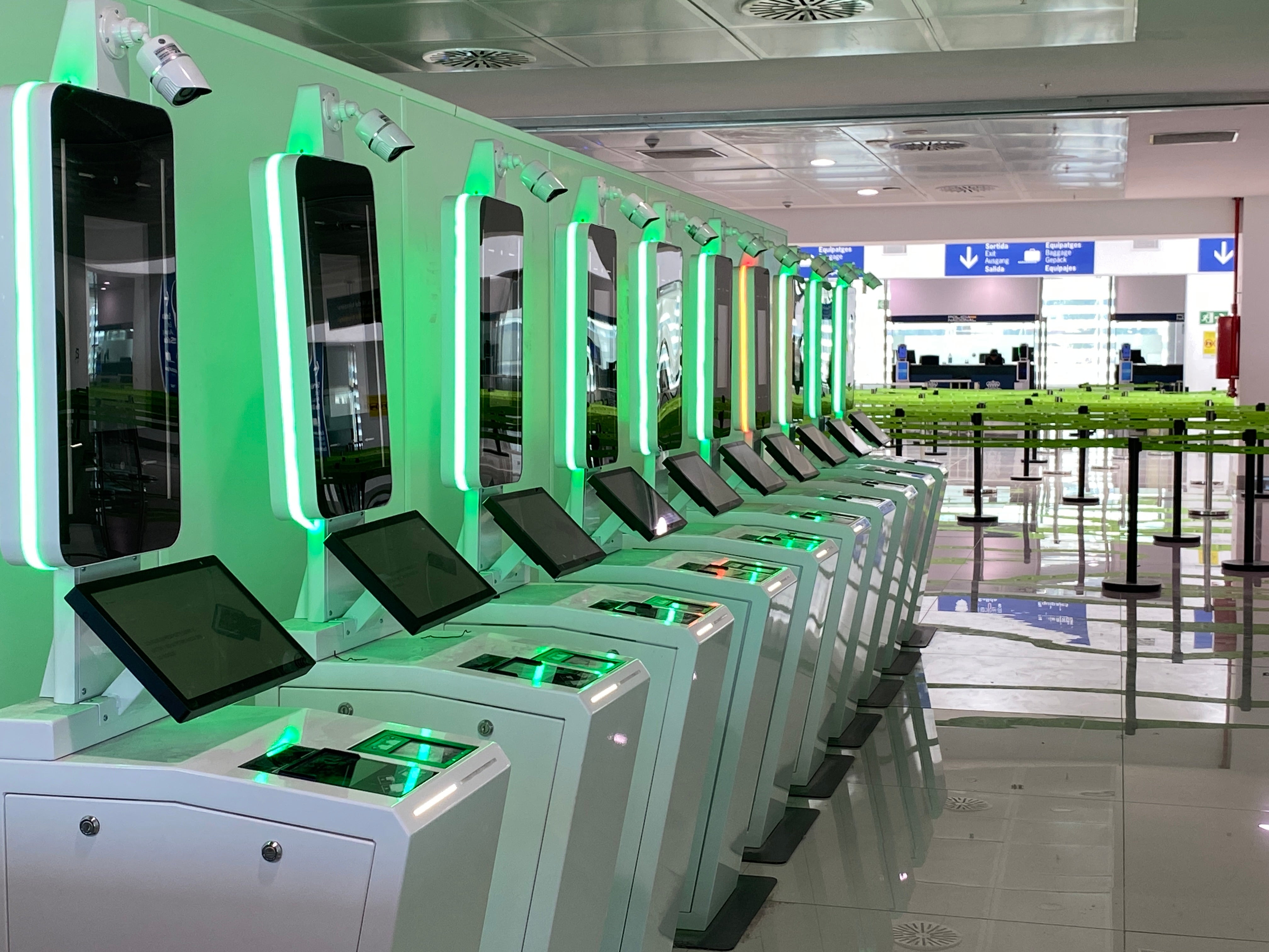 Experts are warning that the new EES system will lead to delays for travellers