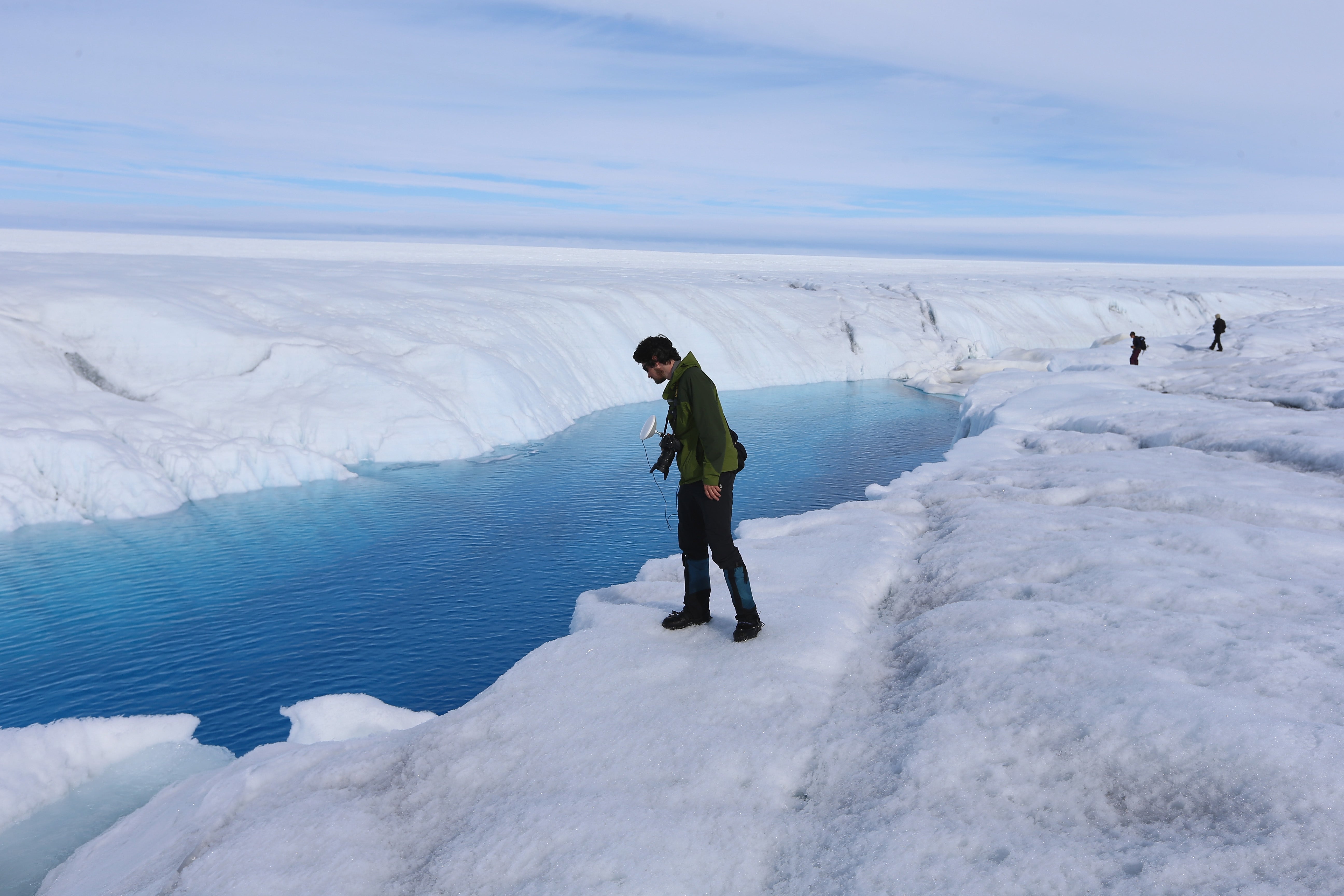 The Greenland and West Antarctic ice sheets are already losing a major amount of mass
