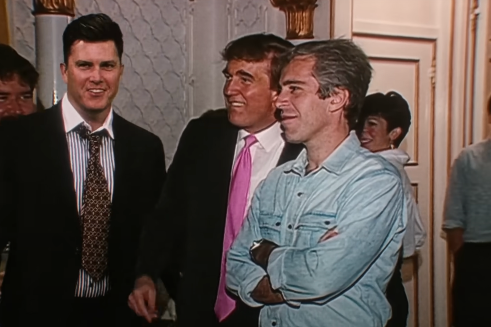 During Saturday Night Live's “Weekend Update” host Michael Che made fun of his cohost Colin Jost by sharing an AI-generated video of him partying with President Donald Trump and the late Jeffrey Epstein