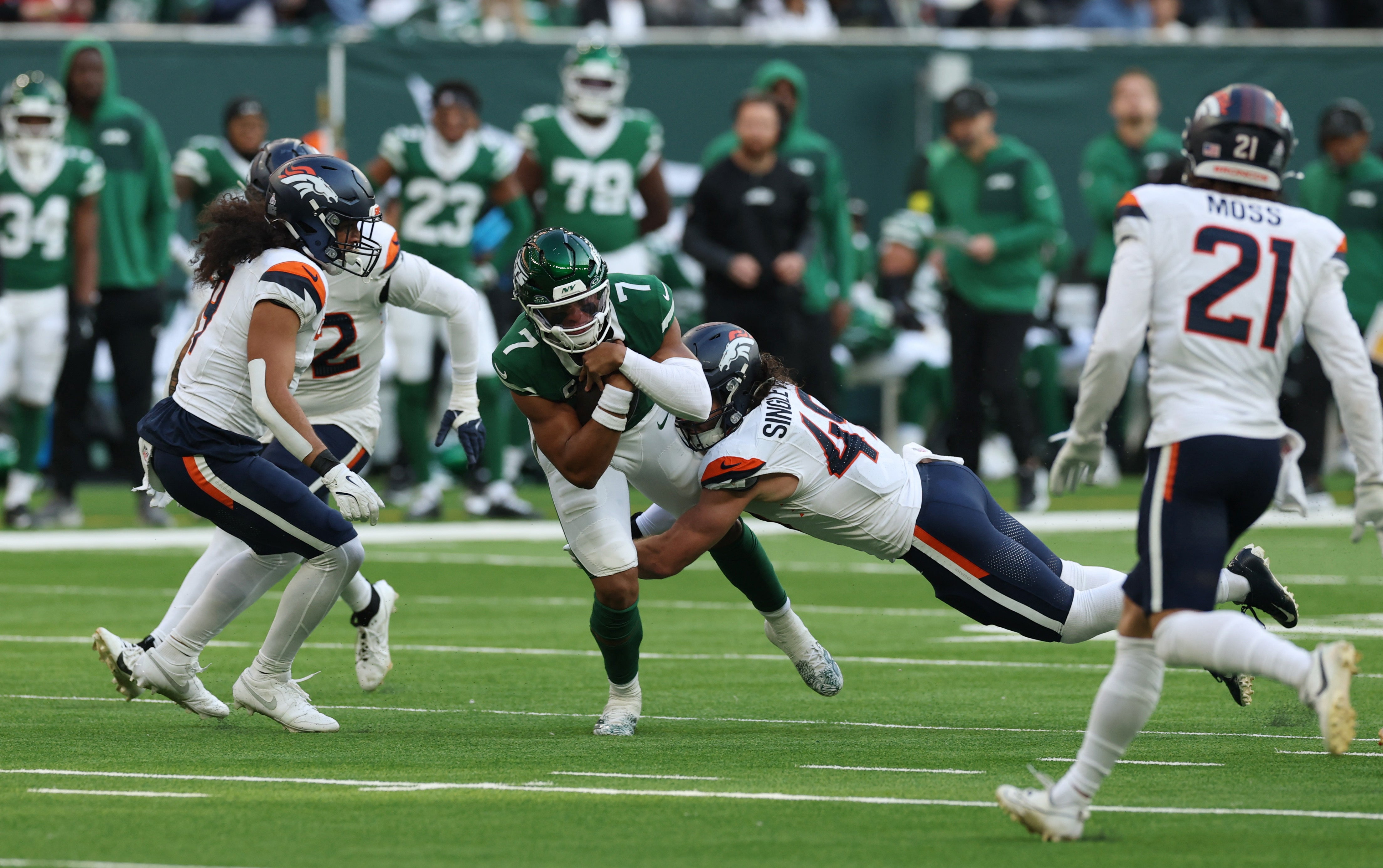 Denver může být schopen jezdit svou obranu hluboko do postseason