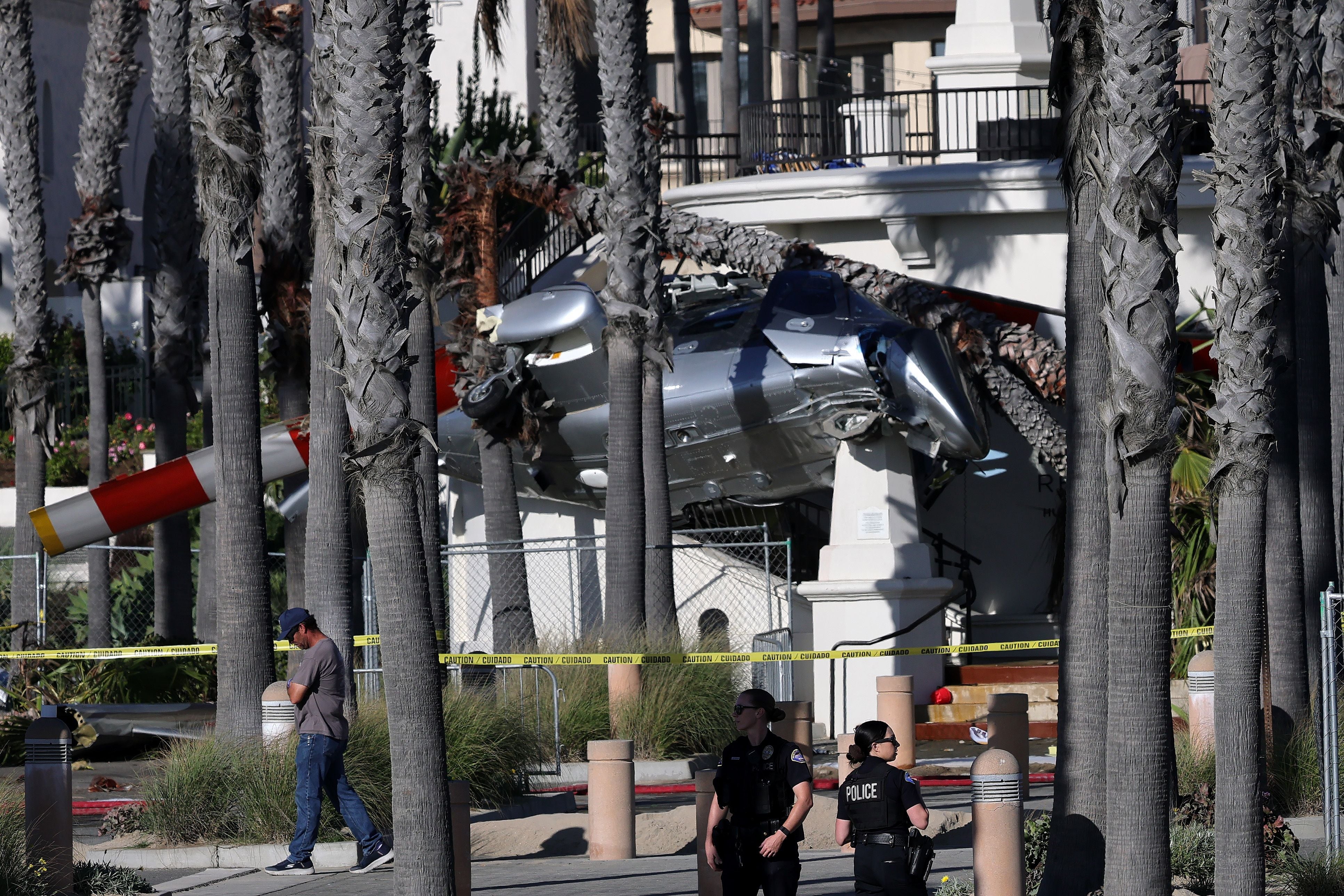 A Helicopter crashed in Huntington Beach on Saturday afternoon