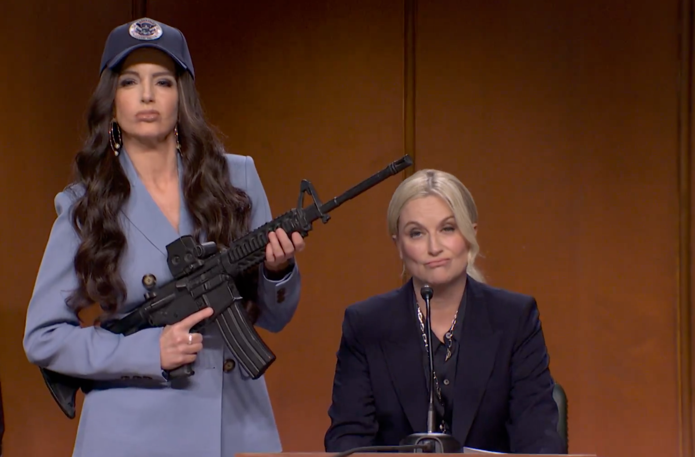 Tina Fey and Amy Poehler played Department of Homeland Security Director Kristi Noem and Attorney General Pam Bondi.