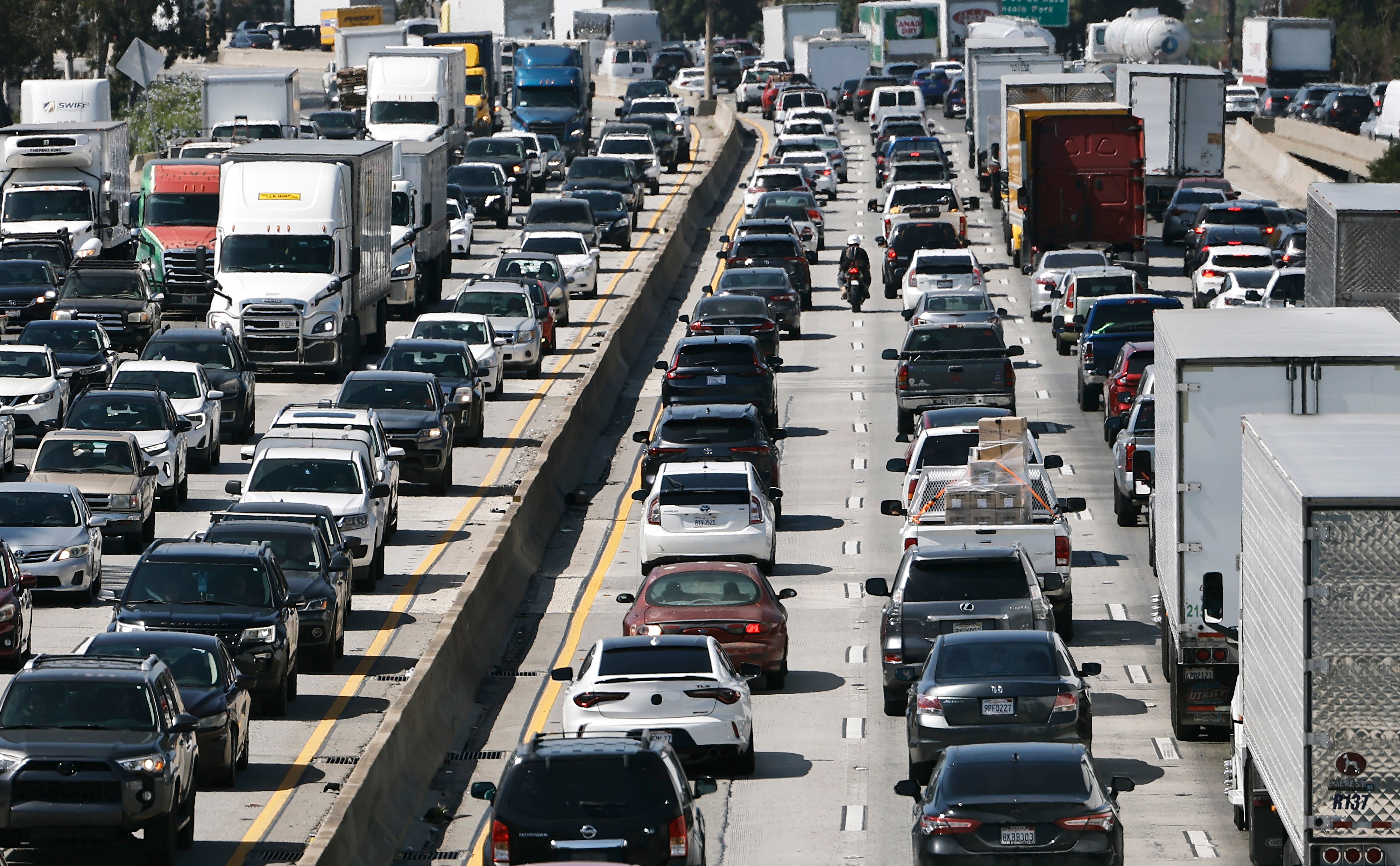Quase todos os entrevistados de uma pesquisa recente disseram que apresentam comportamento agressivo ao dirigir, como excesso de velocidade ou interromper outros motoristas.