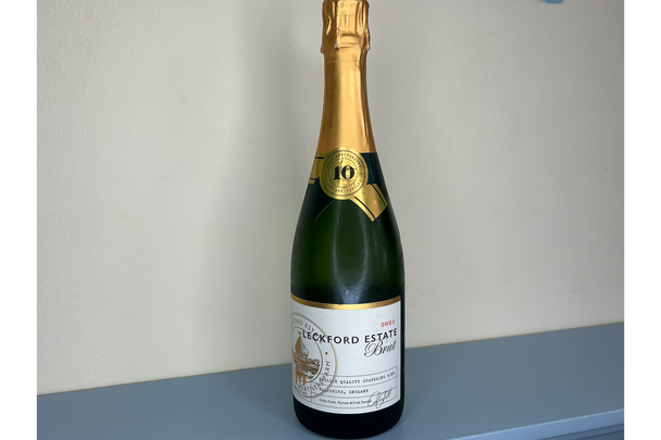 best champagne indybest review Leckford Estate brut English sparkling wine