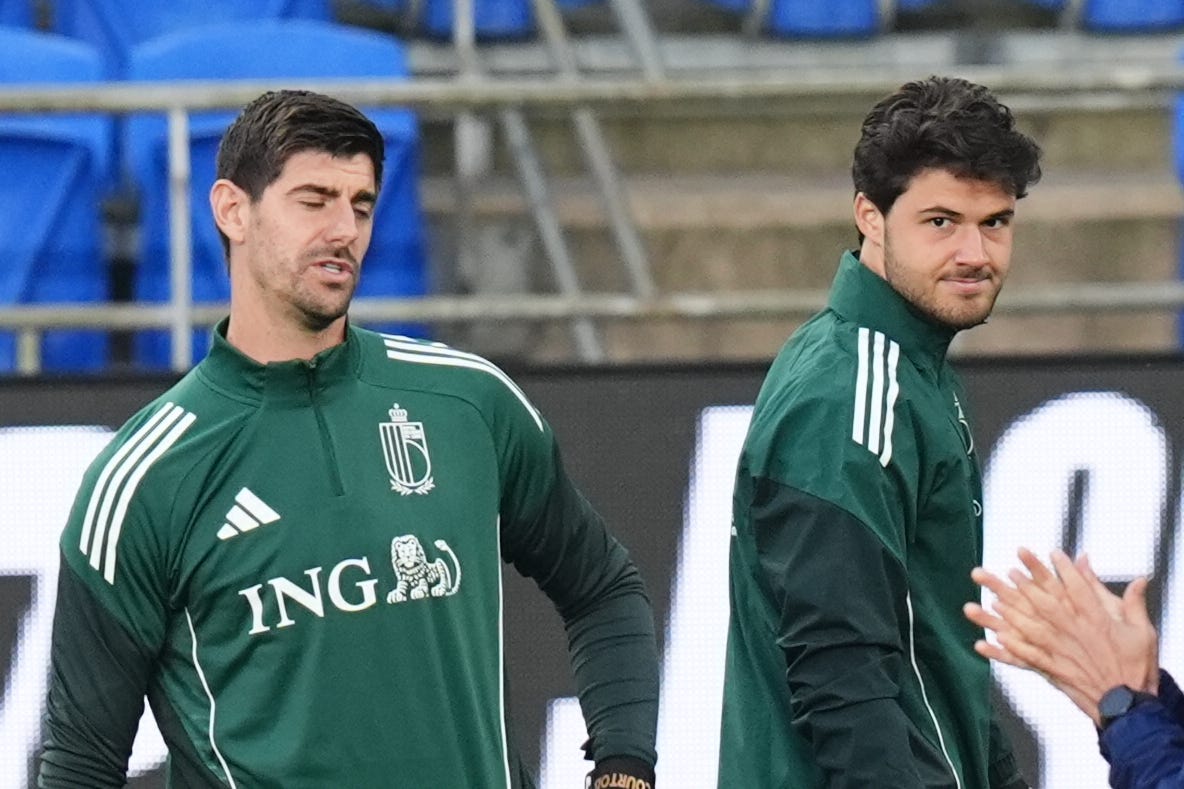 Thibaut Courtois (left) says fellow Belgium goalkeeper Senne Lammens (right) is ready for his Liverpool examination with Manchester United (Jacob King/PA)