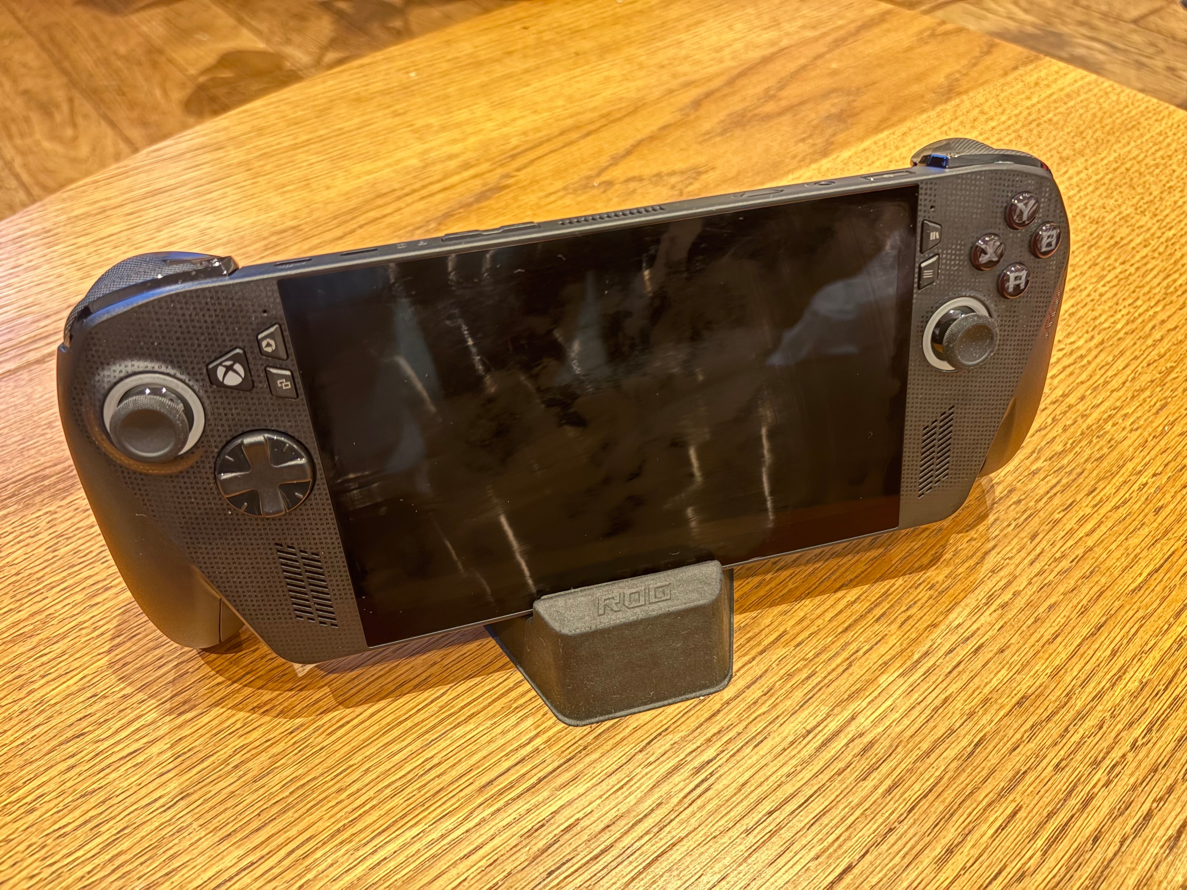 An image of the ROG Xbox Ally