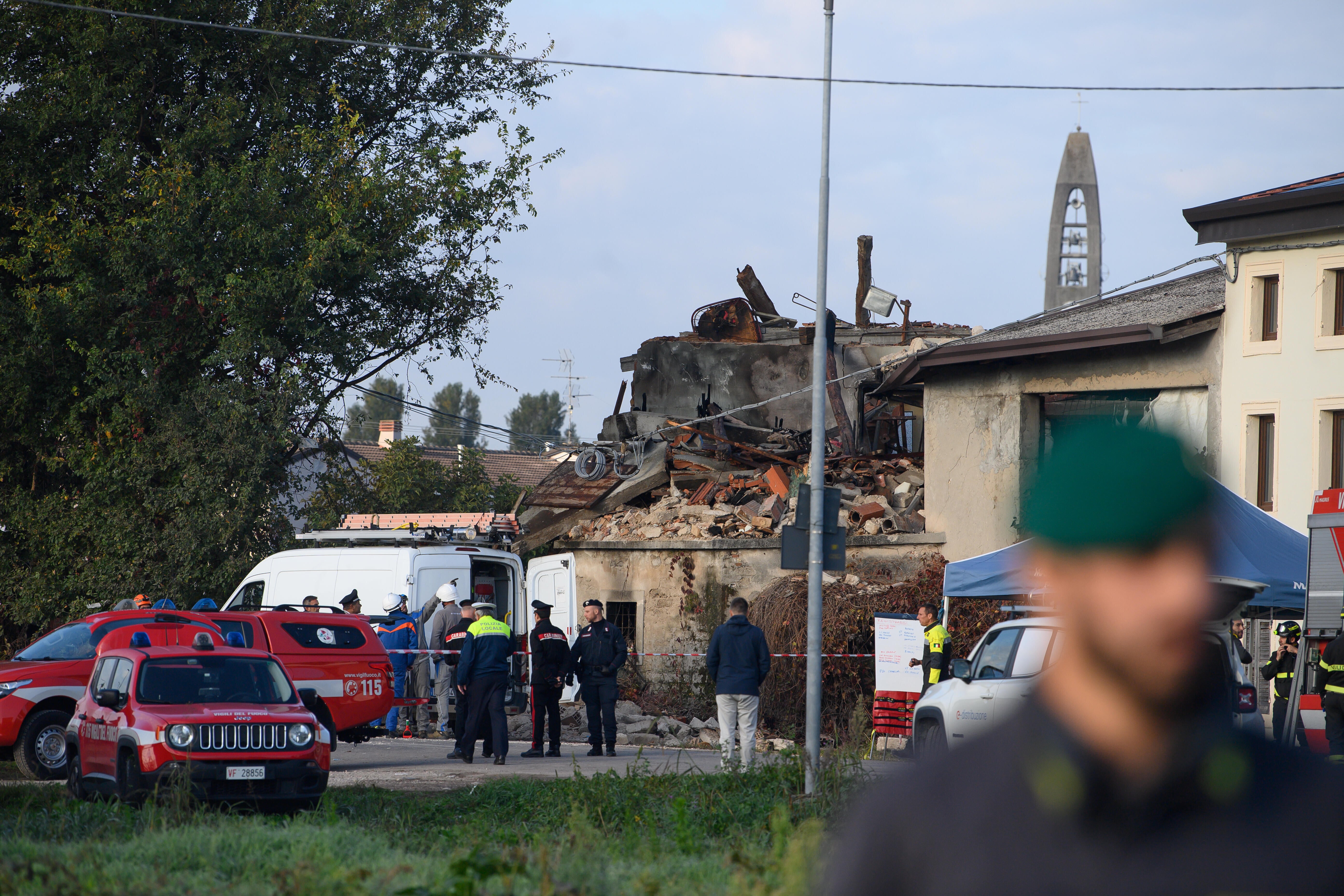 Emergency services are on the scene in Castel d’Azzano, near Verona