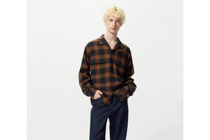 Uniqlo x jw Anderson shirt 