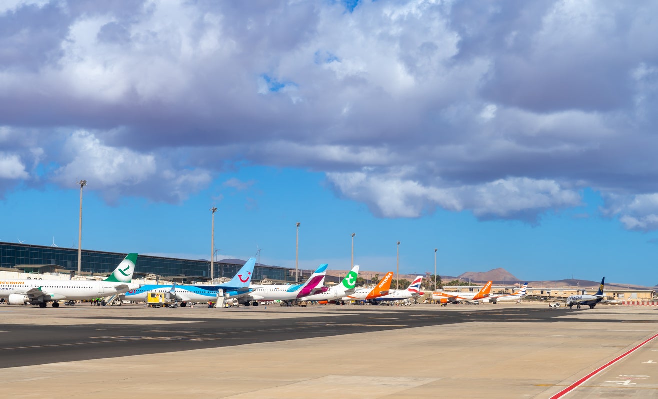Flight operations were suspended for just over an hour due to the presence of a drone at Fuerteventura Airport