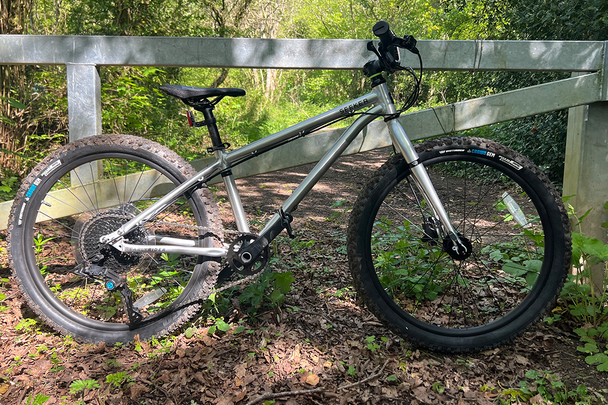 Early Rider seeker 24