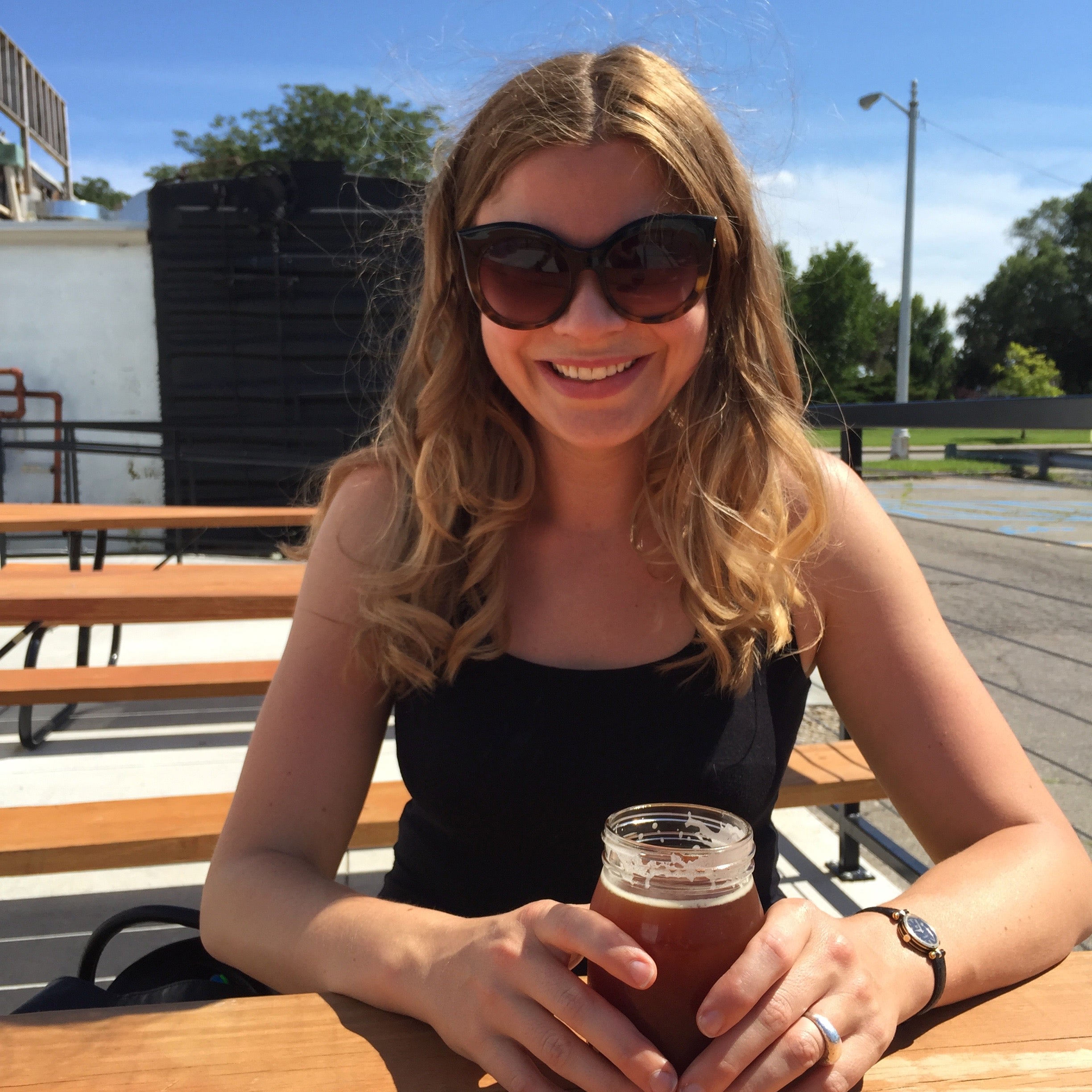 Anna travelling solo in Detroit