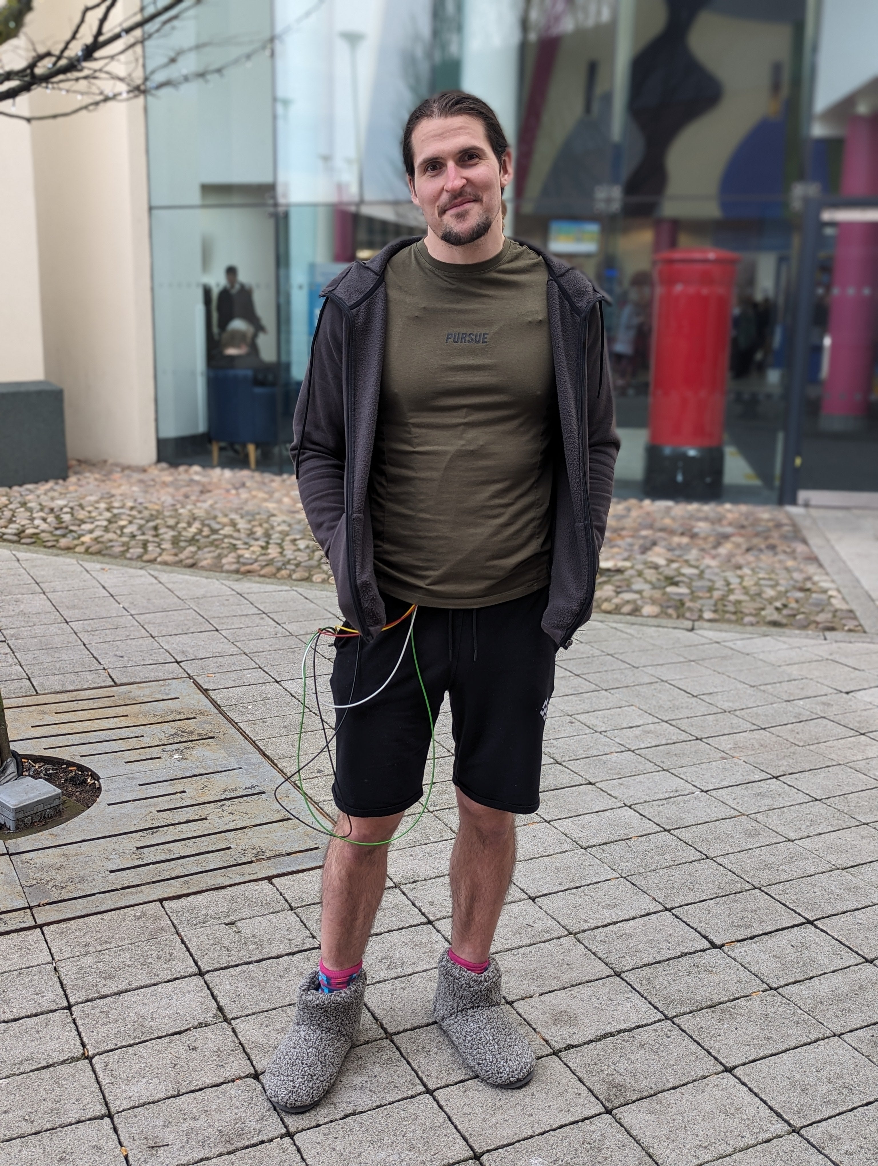 Andy spotted something was seriously wrong when Andrew’s face turned grey and his lips were blue – symptoms eyewitnesses had noticed on Andy during his own cardiac arrest – and he quickly started administering CPR