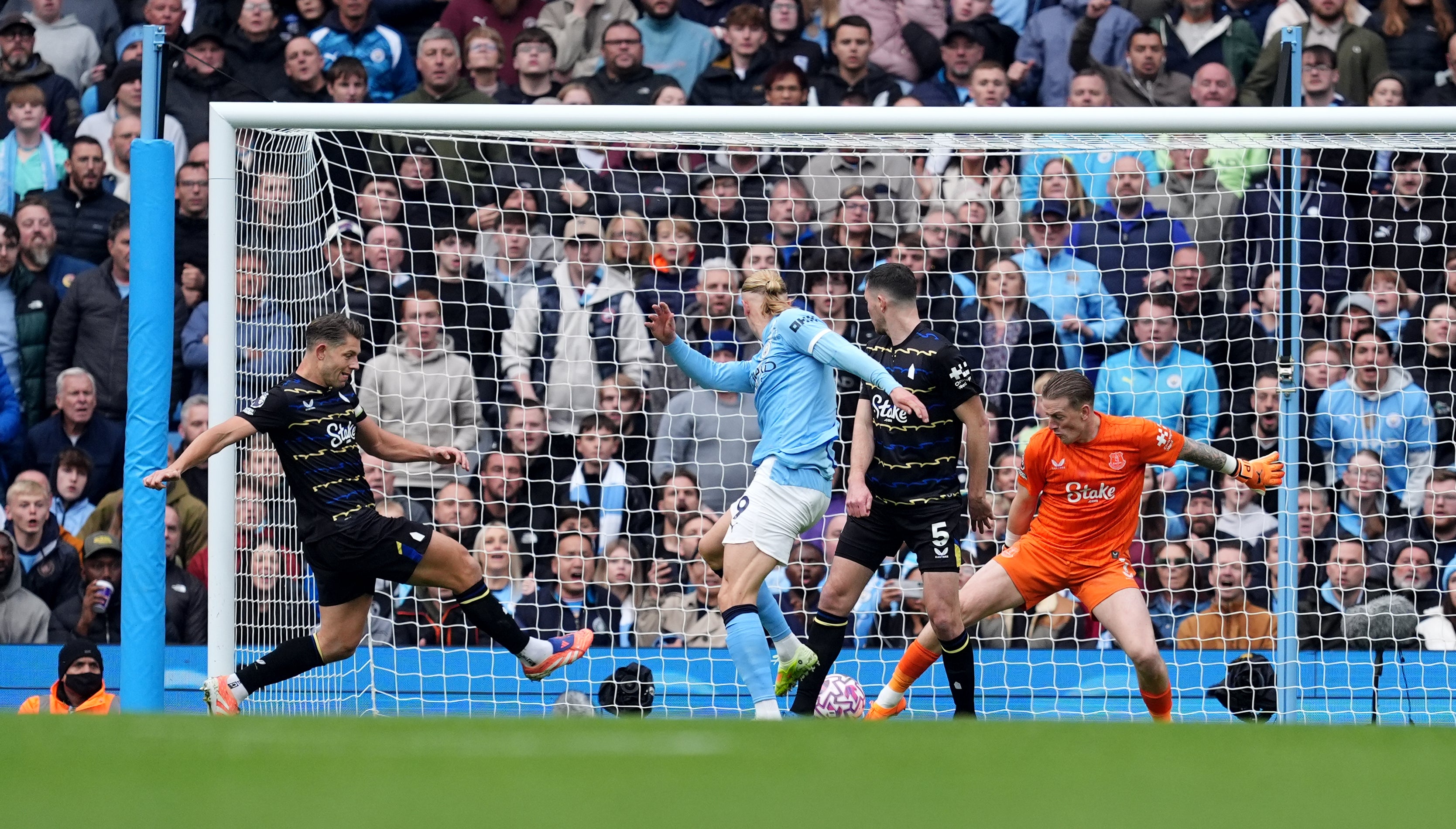 Manchester City need others to step up alongside Erling Haaland