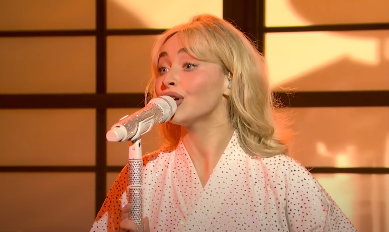 Sabrina Carpenter hosted and performed on 'SNL'
