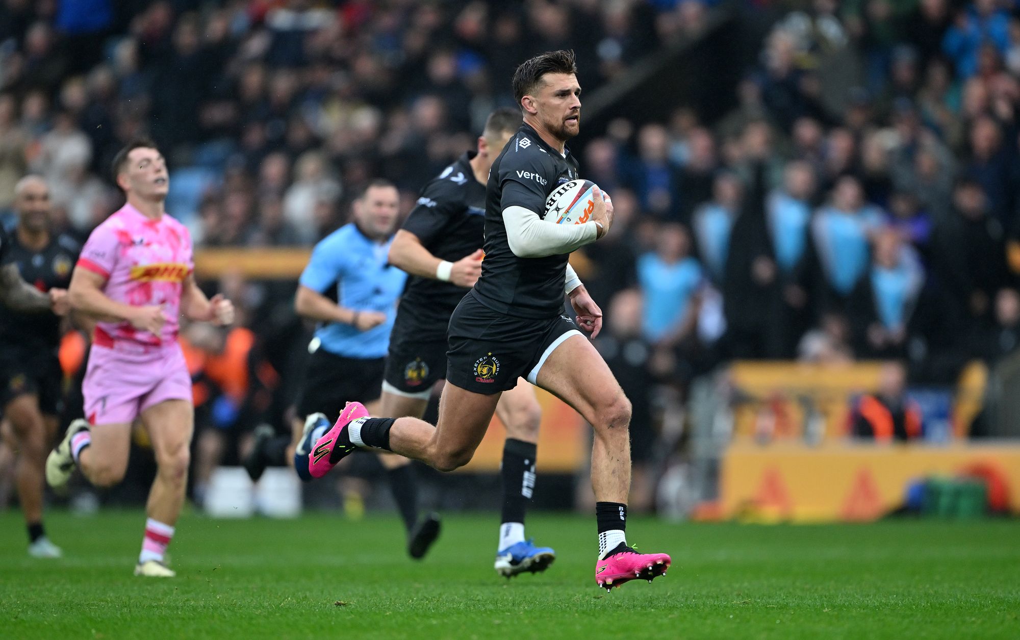 Henry Slade helped steer Exeter to a superb victory in testing conditions