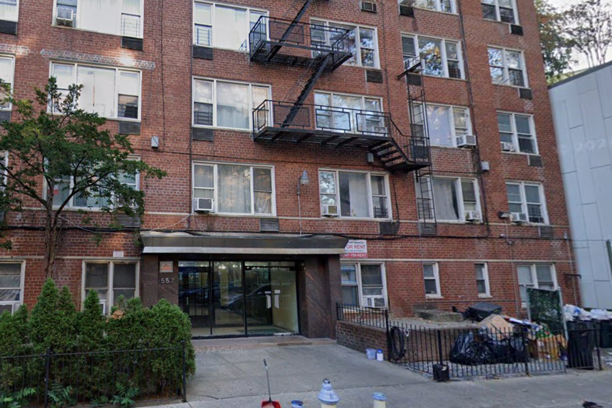 Suspect arrested after head and torso discovered in trash outside Brooklyn apartment