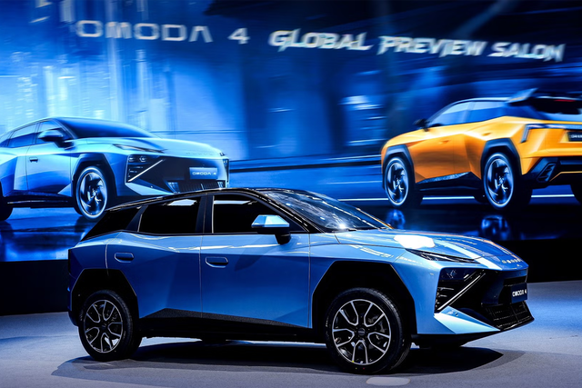 <p>The new Omoda 4 compact SUV will be going on sale in the UK in 2026</p>