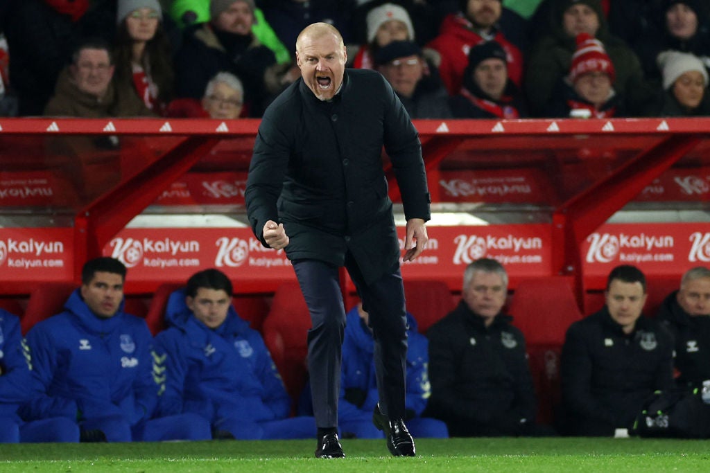 Sean Dyche se zdá být dalším manažerem Nottingham Forest