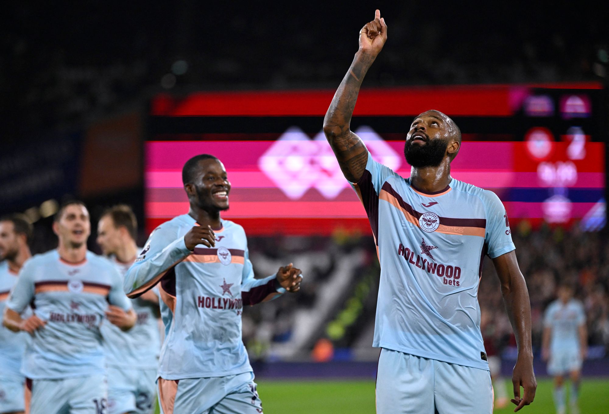 Igor Thiago put Brentford ahead at London Stadium