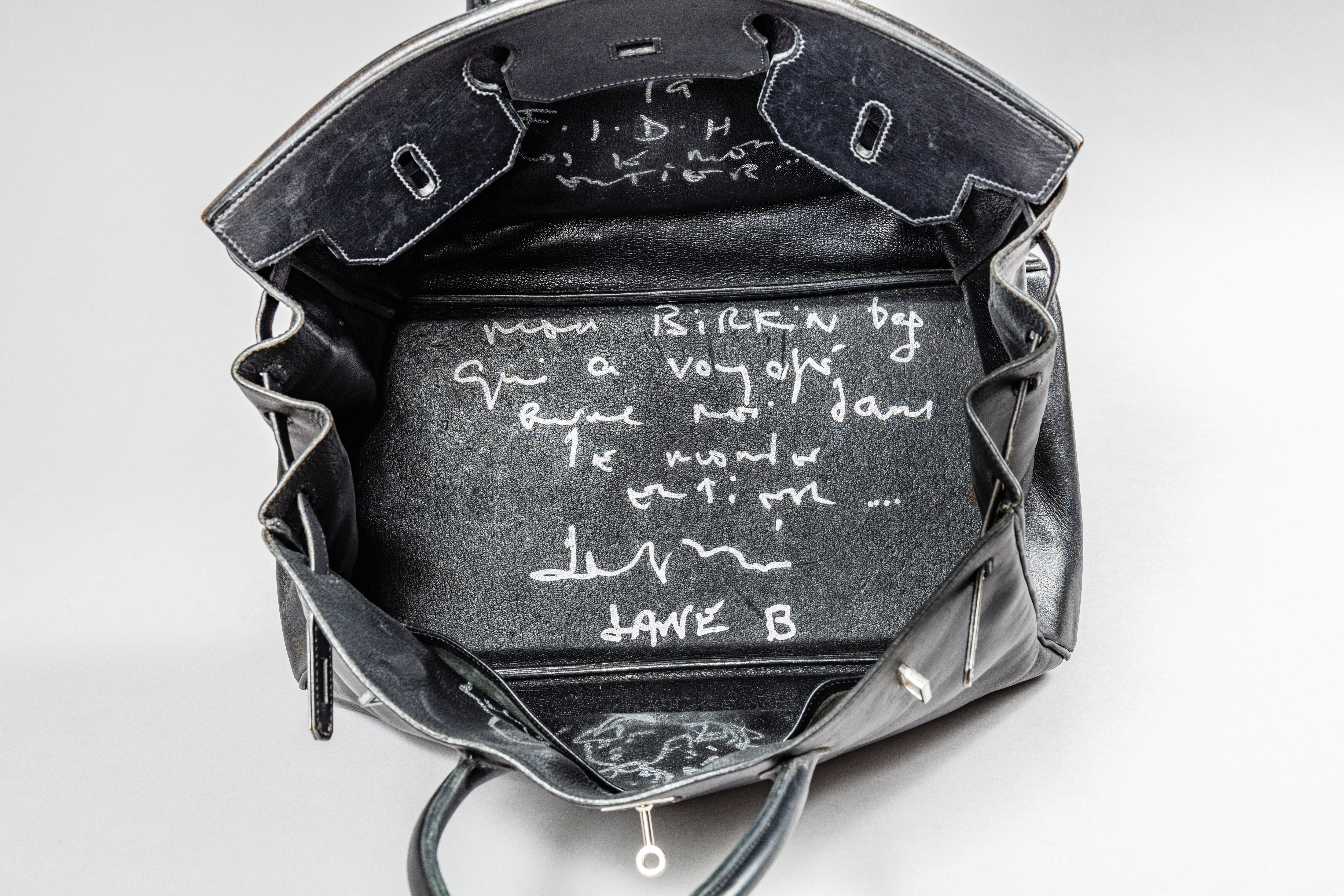 The actress has penned notes in the bag - adding to its value