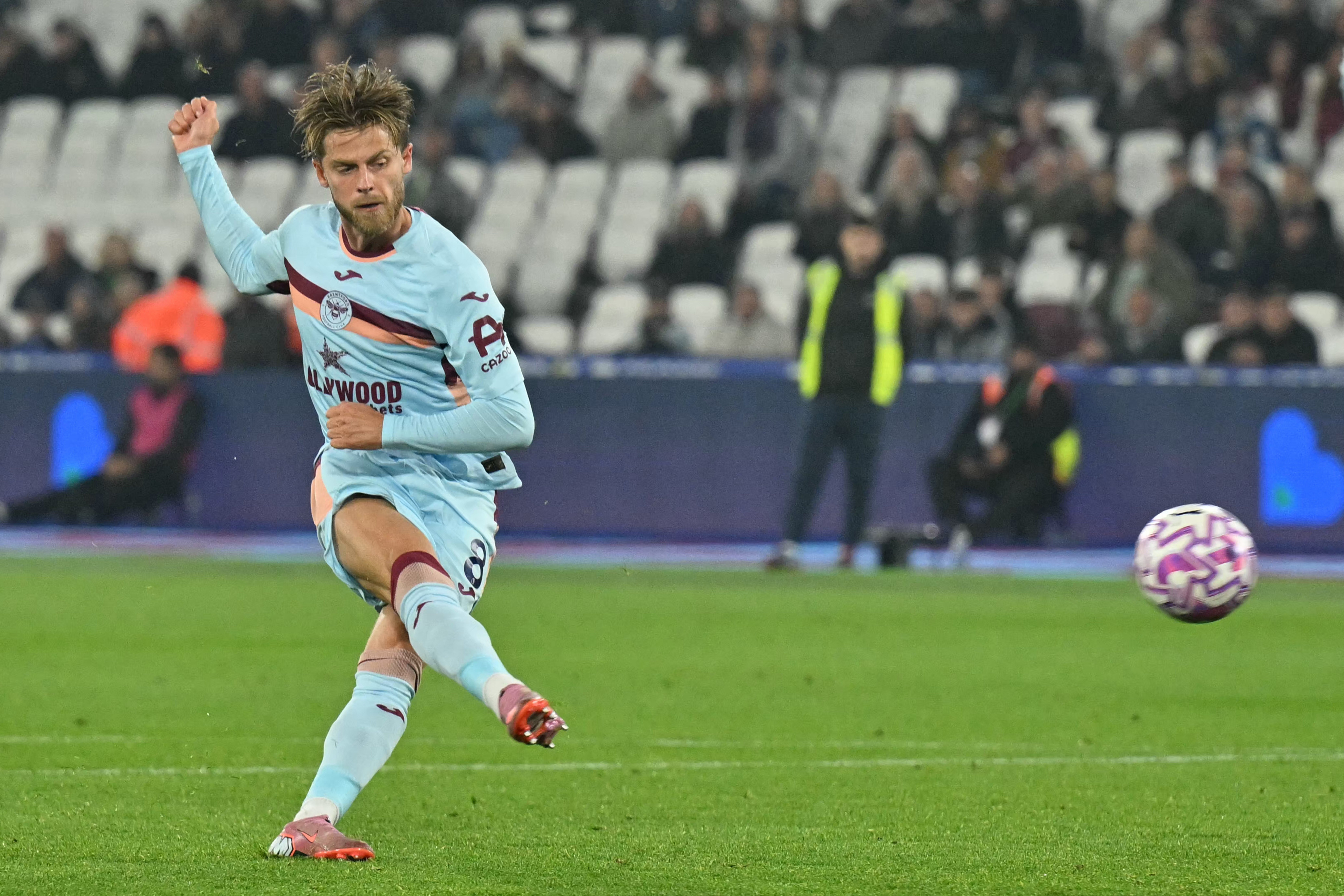 Mathias Jensen scored Brentford's second goal as the Bees took victory at the London Stadium