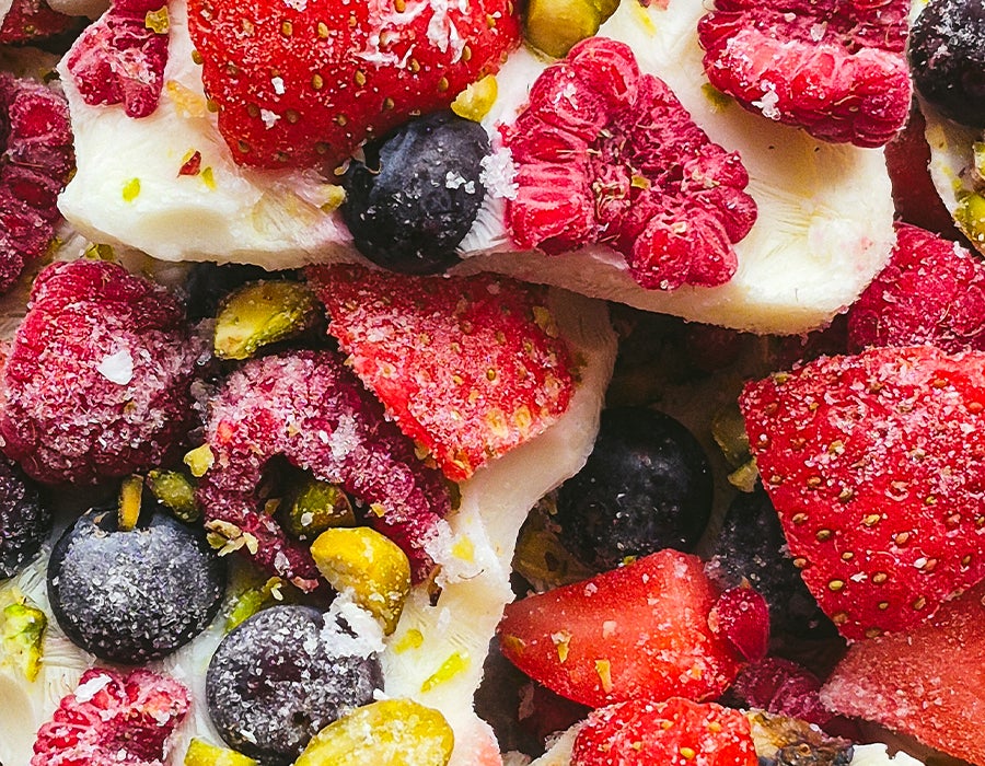 With the Galaxy S25 FE’s telephoto zoom lens, you can capture detailed shots that add drama