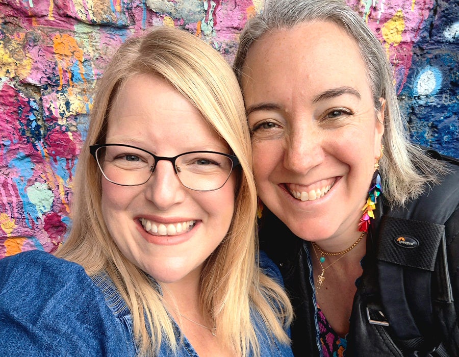 With a variety of crop options, the Galaxy S25 FE’s selfie camera is versatile and flattering