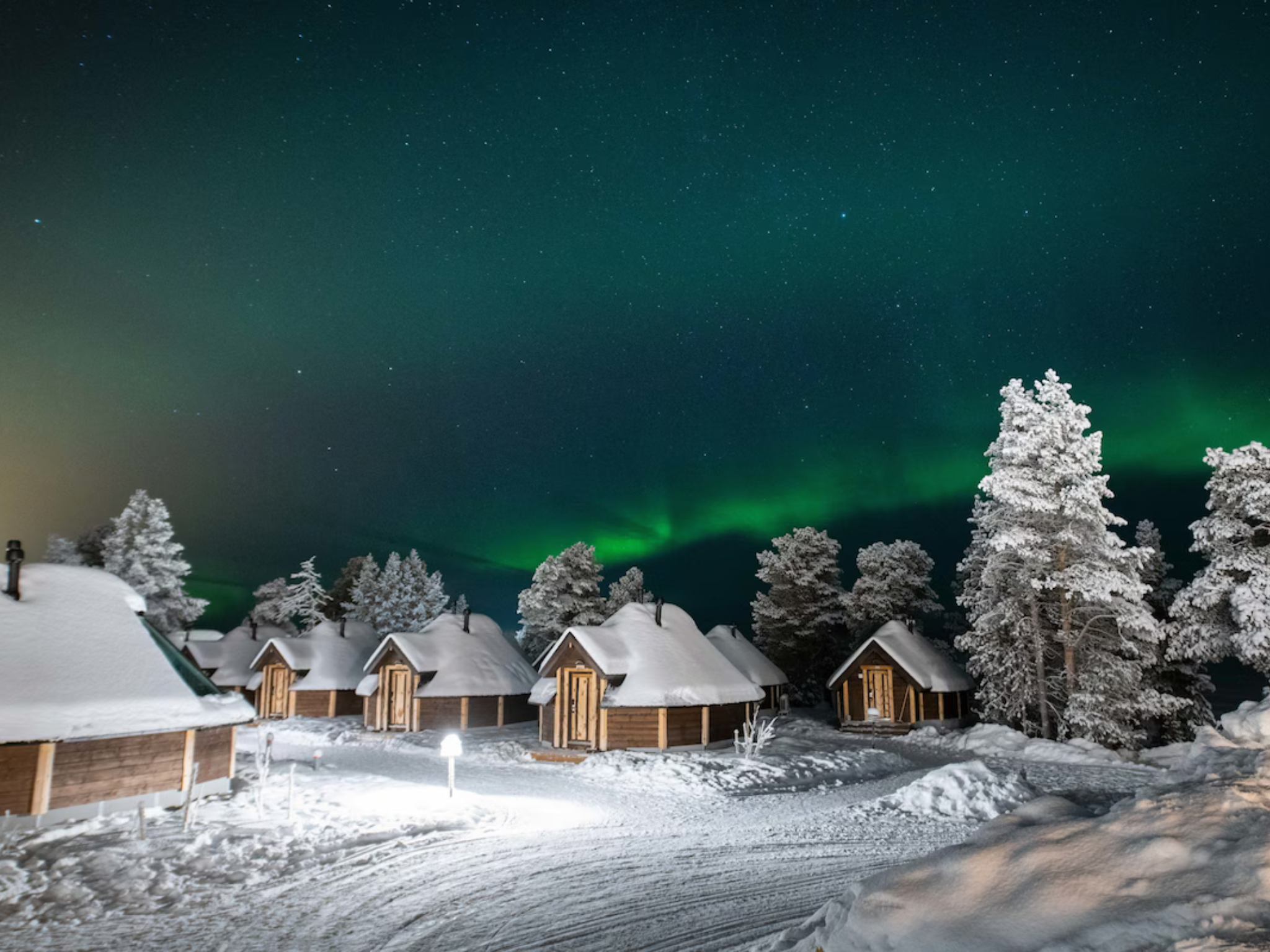 Wilderness Hotel & Igloos is a great spot if you’re keen to see the Northern Lights